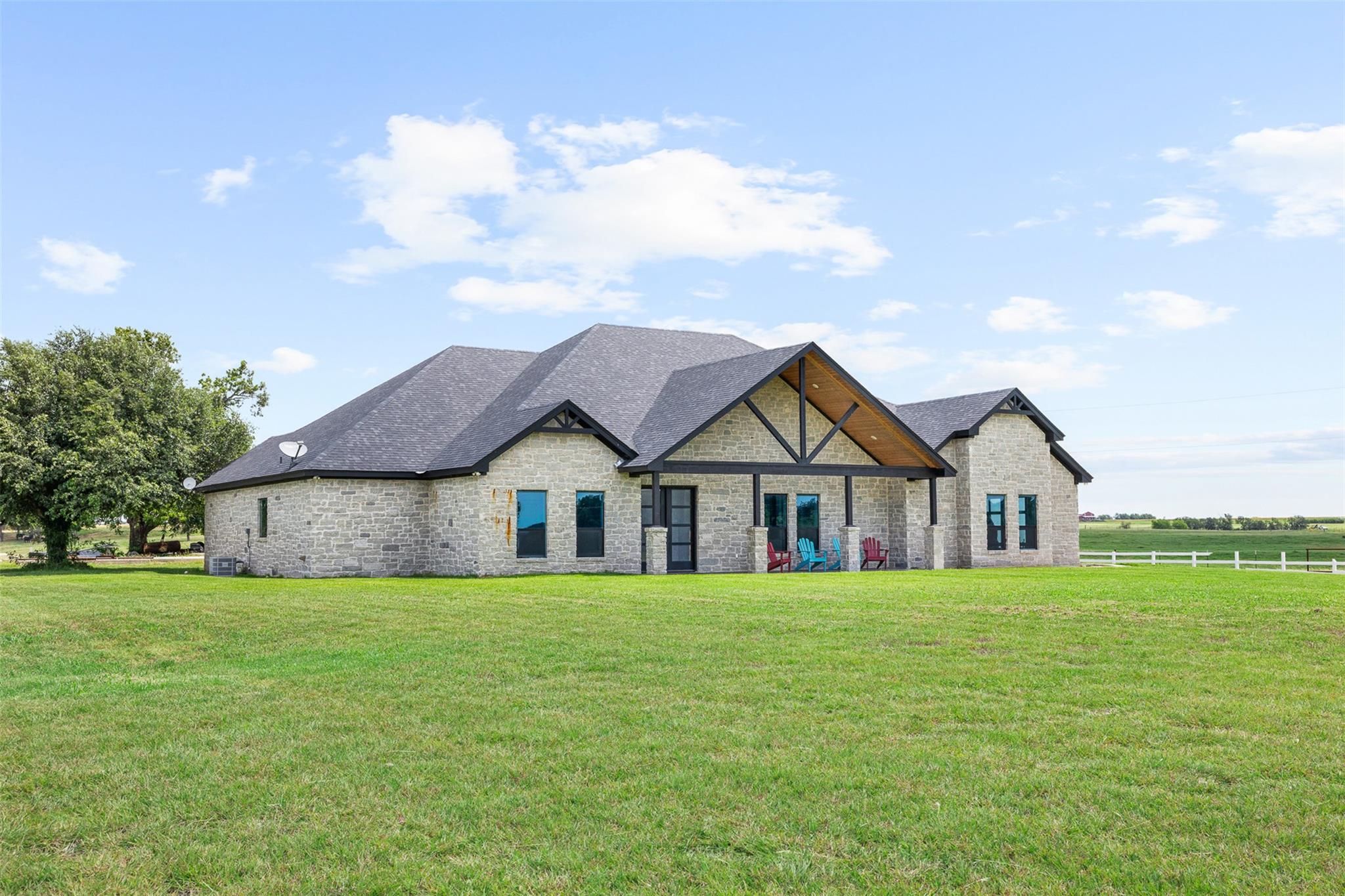 6021 N Fm 1915
