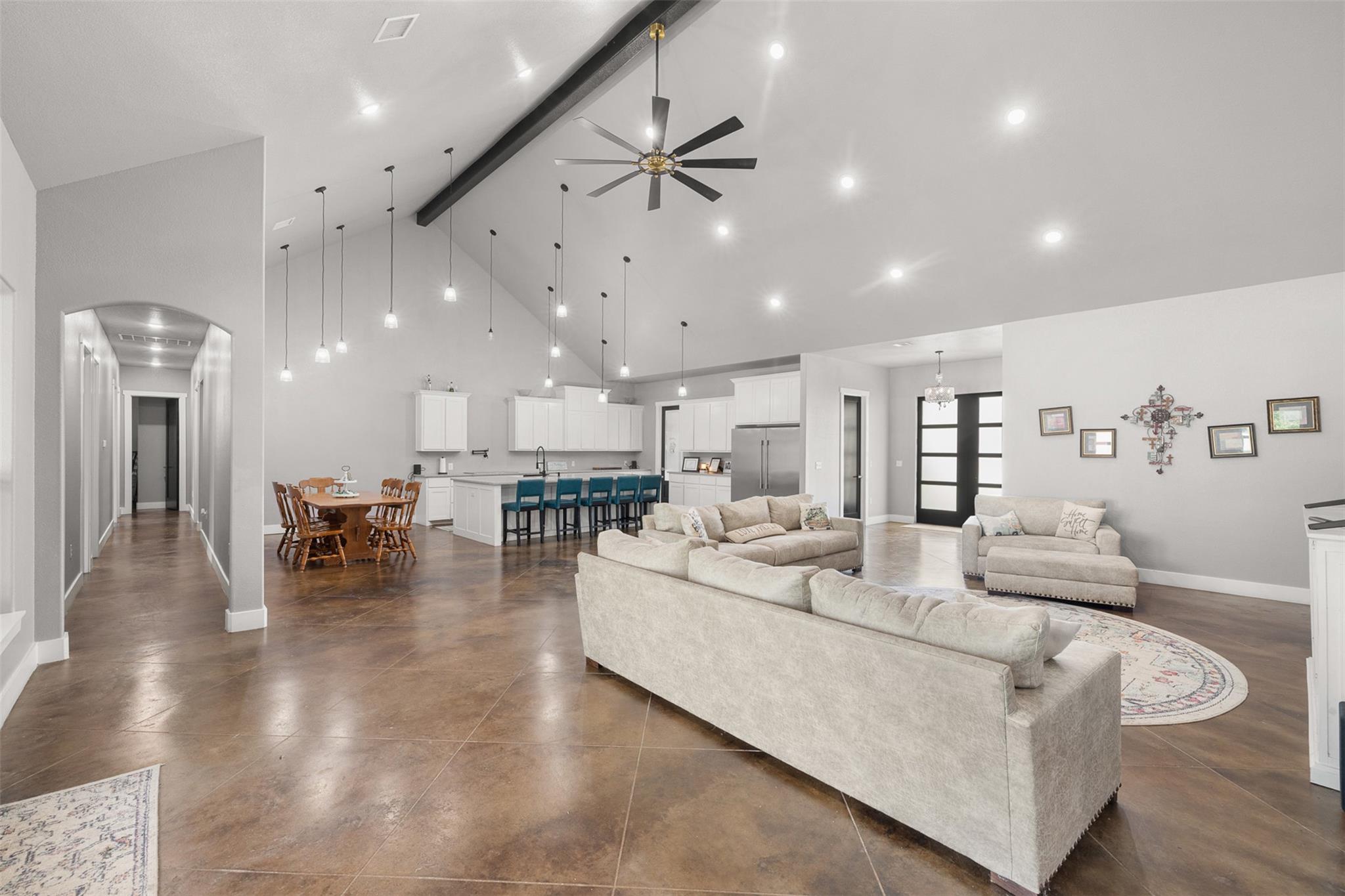 6021 N Fm 1915