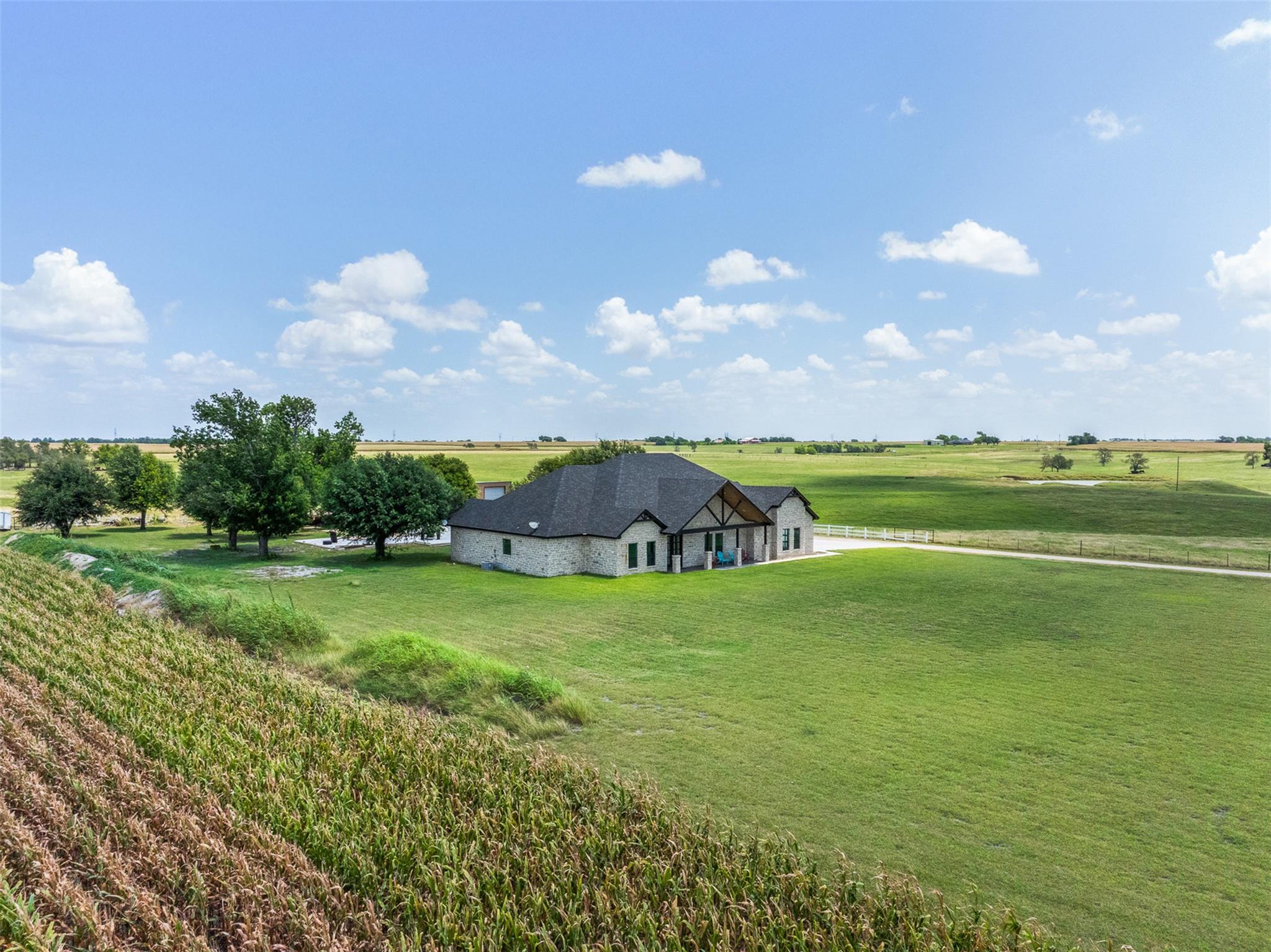 6021 N Fm 1915
