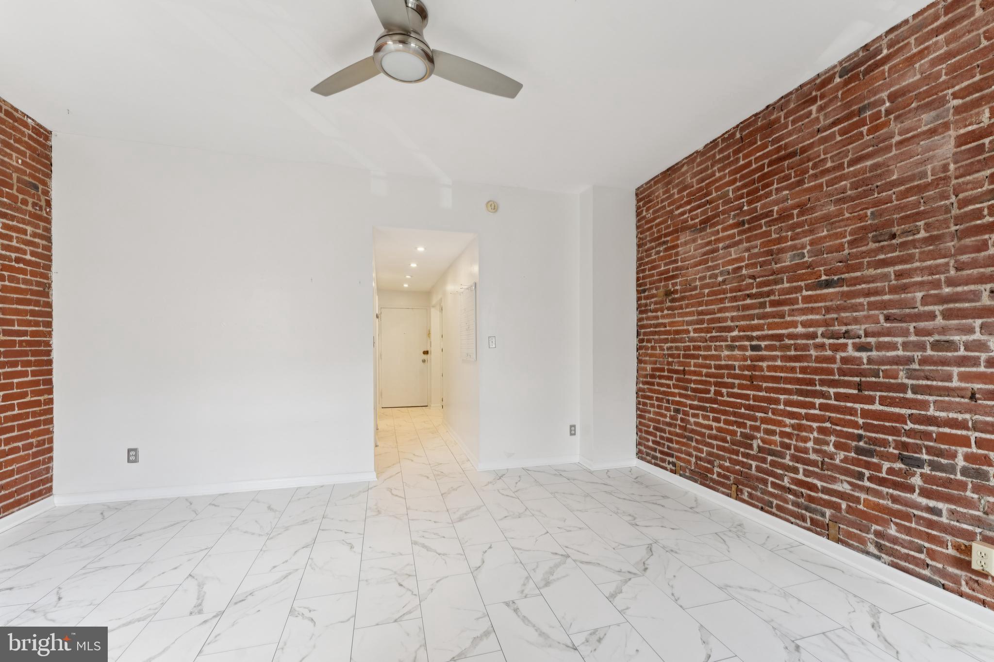 1718 Corcoran St NW #23