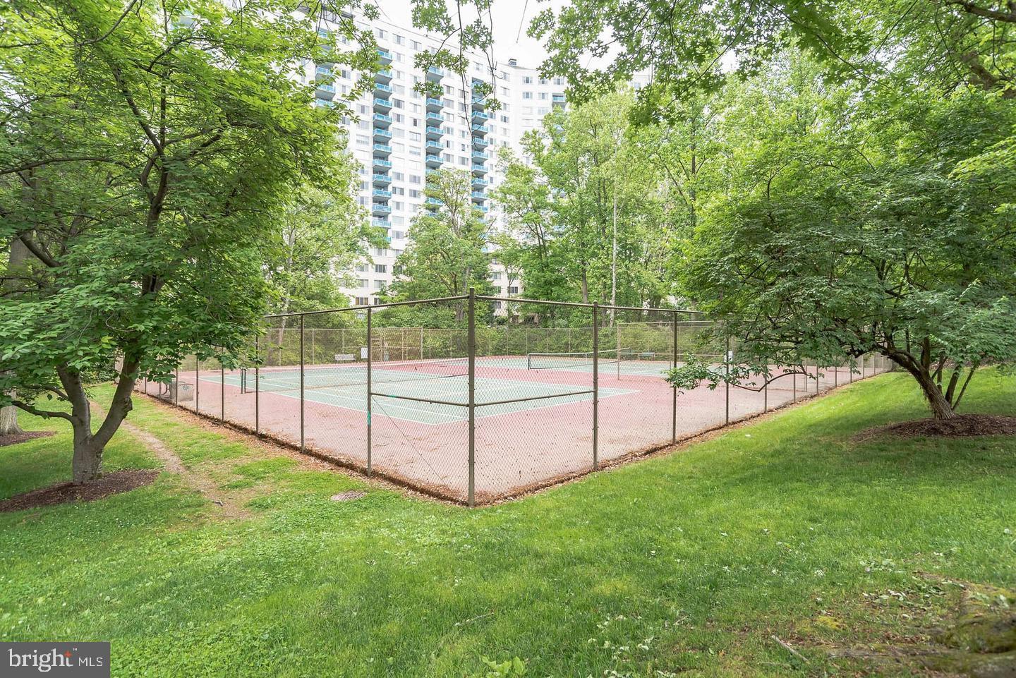 10500 Rockville Pik #1528