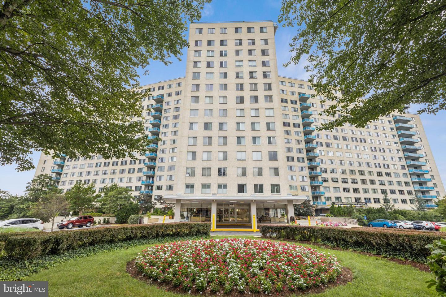 10500 Rockville Pik #1528