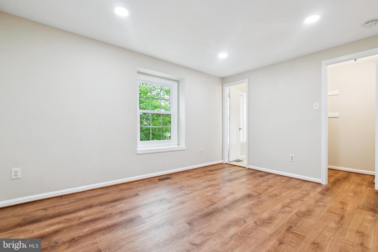 122 Sharpstead Ln