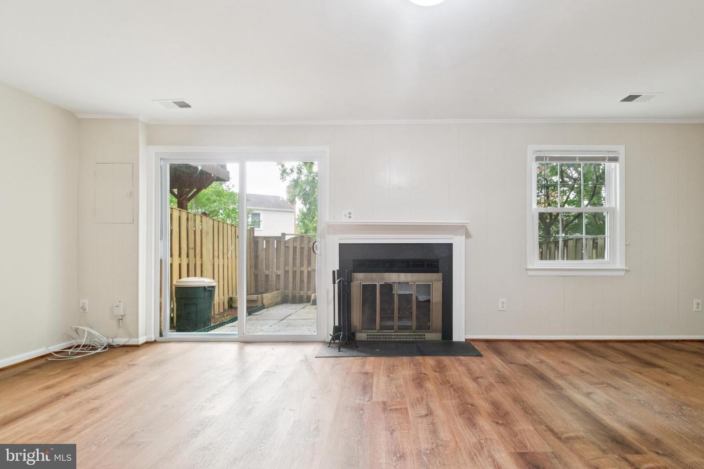 122 Sharpstead Ln