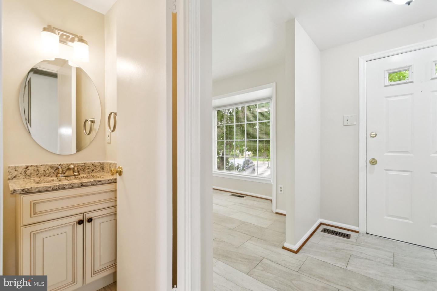 122 Sharpstead Ln