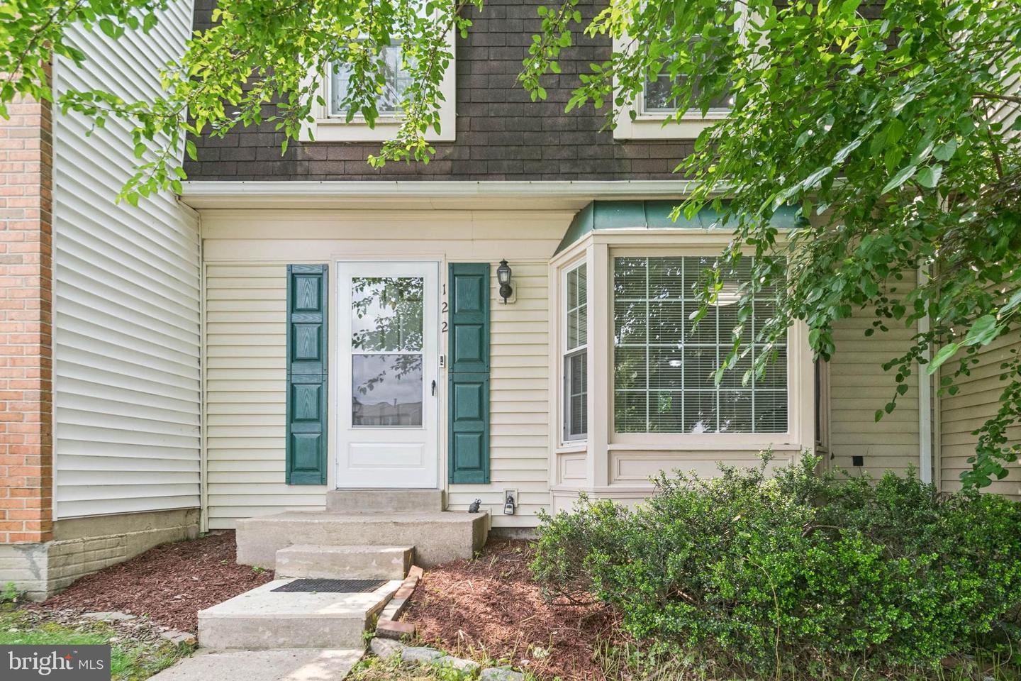 122 Sharpstead Ln
