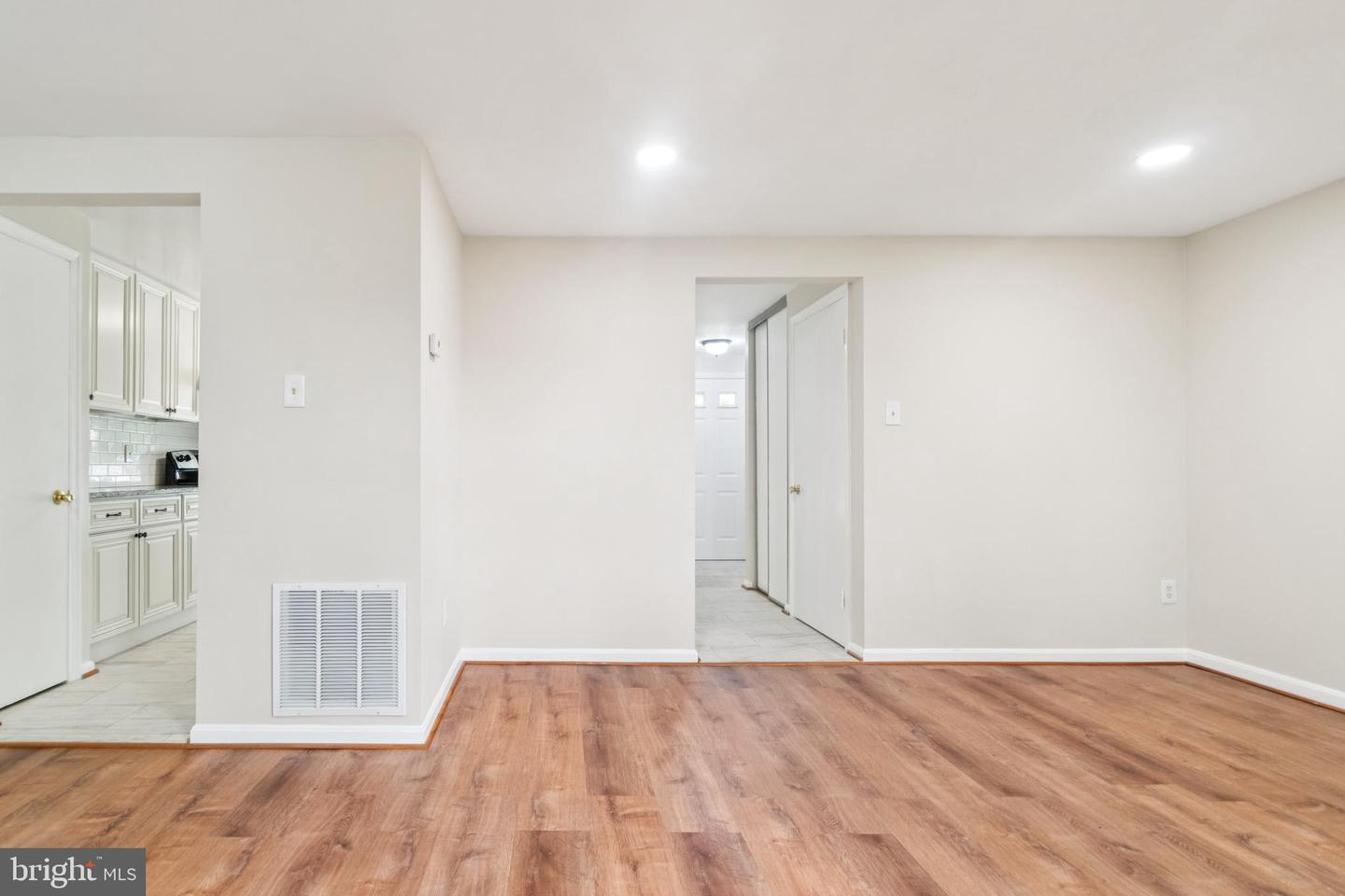 122 Sharpstead Ln