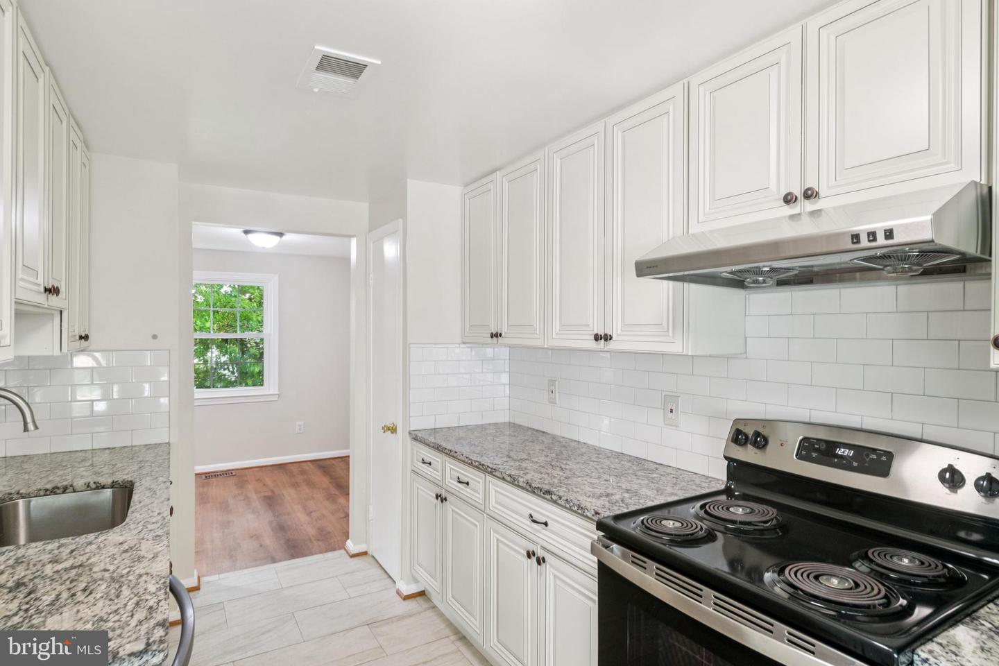 122 Sharpstead Ln