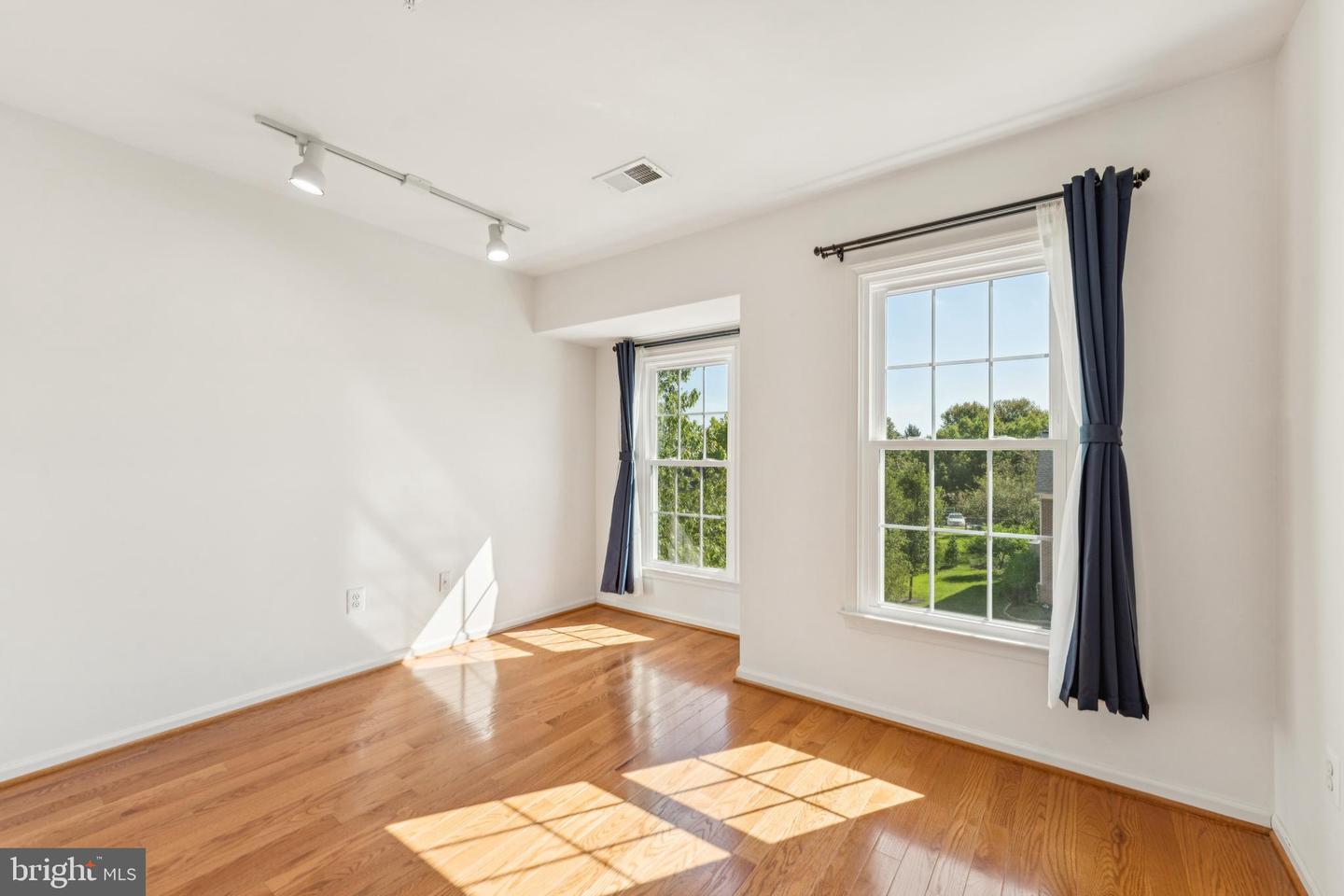 8536 BELLS RIDGE TER