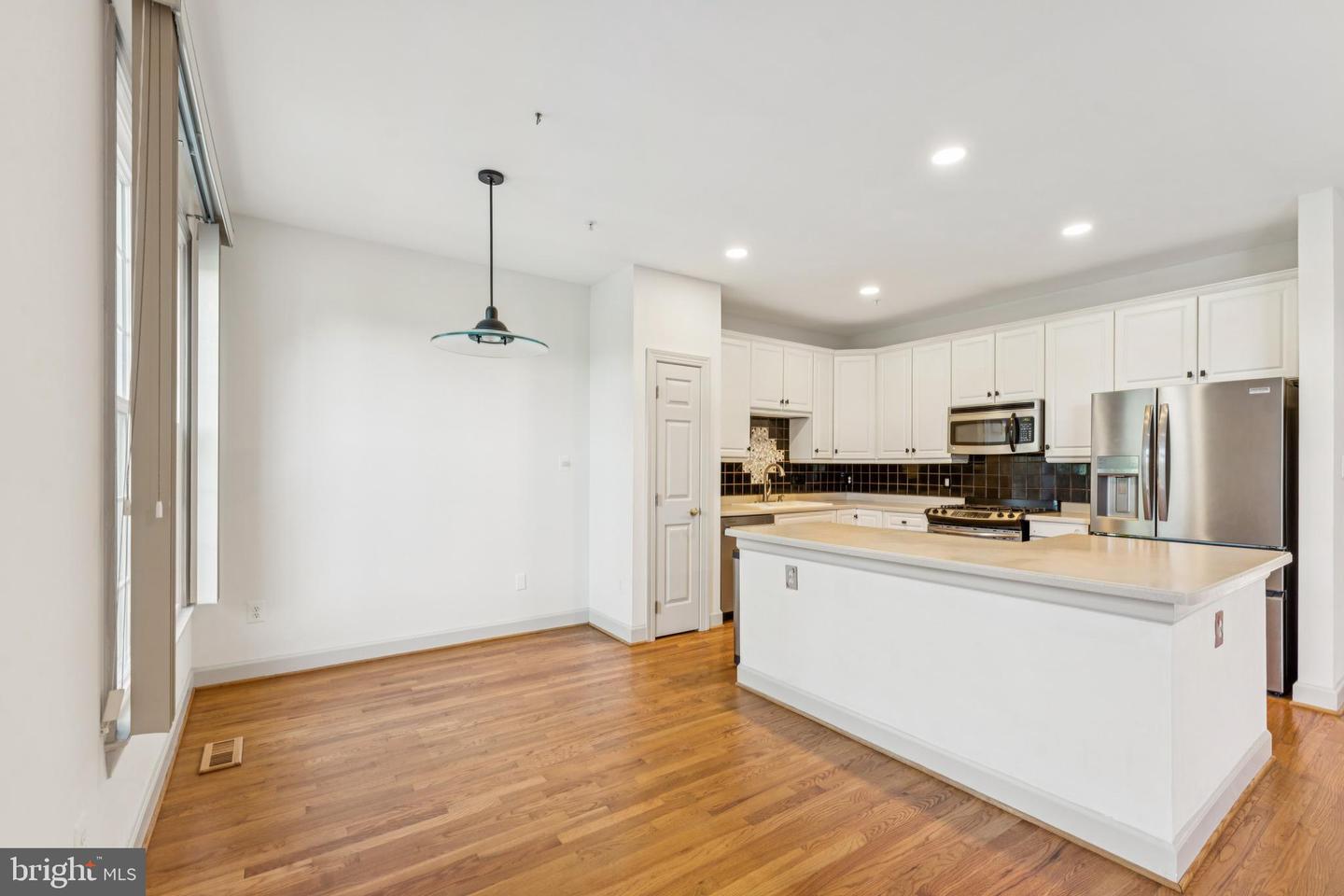 8536 BELLS RIDGE TER