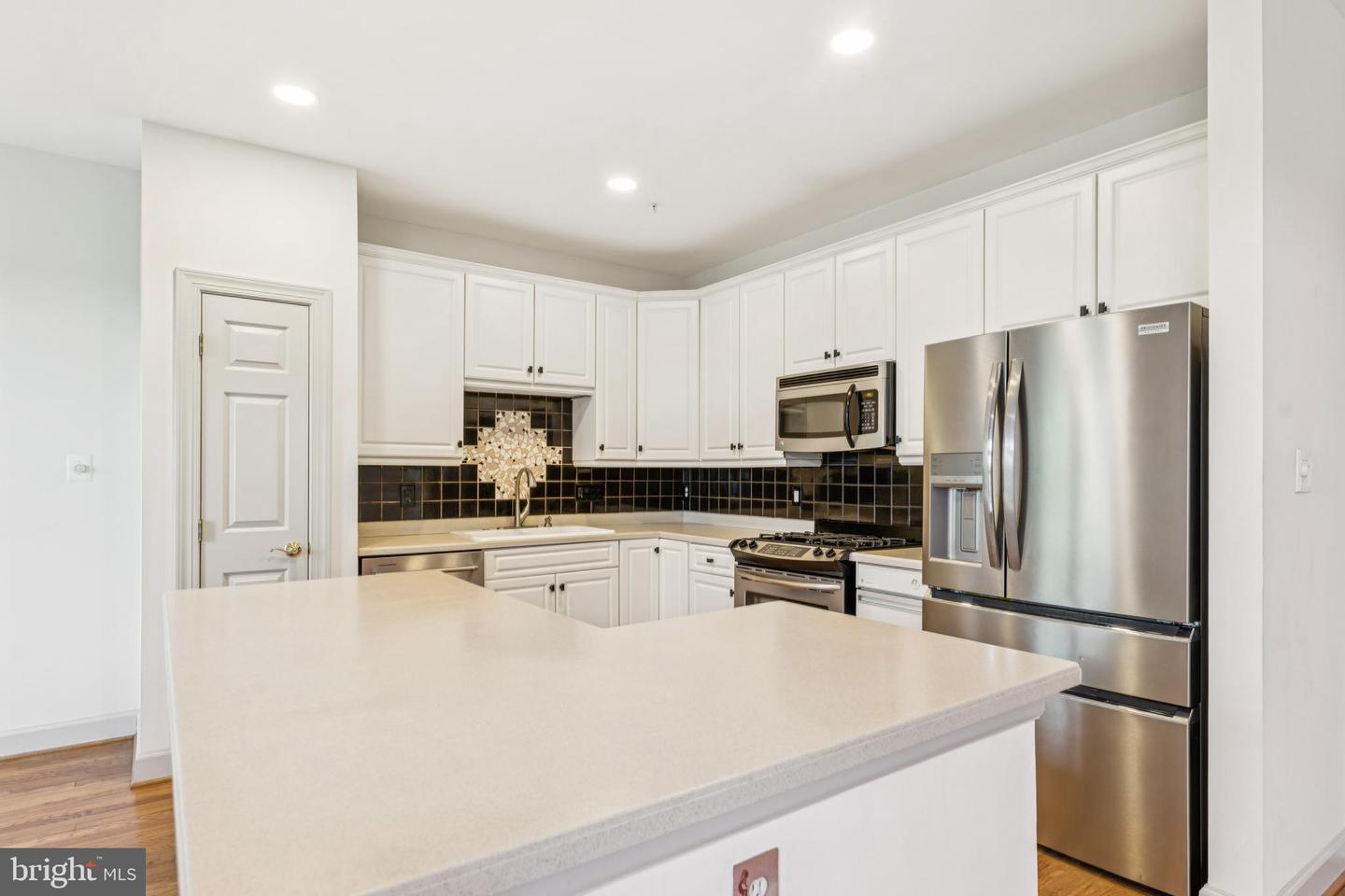 8536 BELLS RIDGE TER