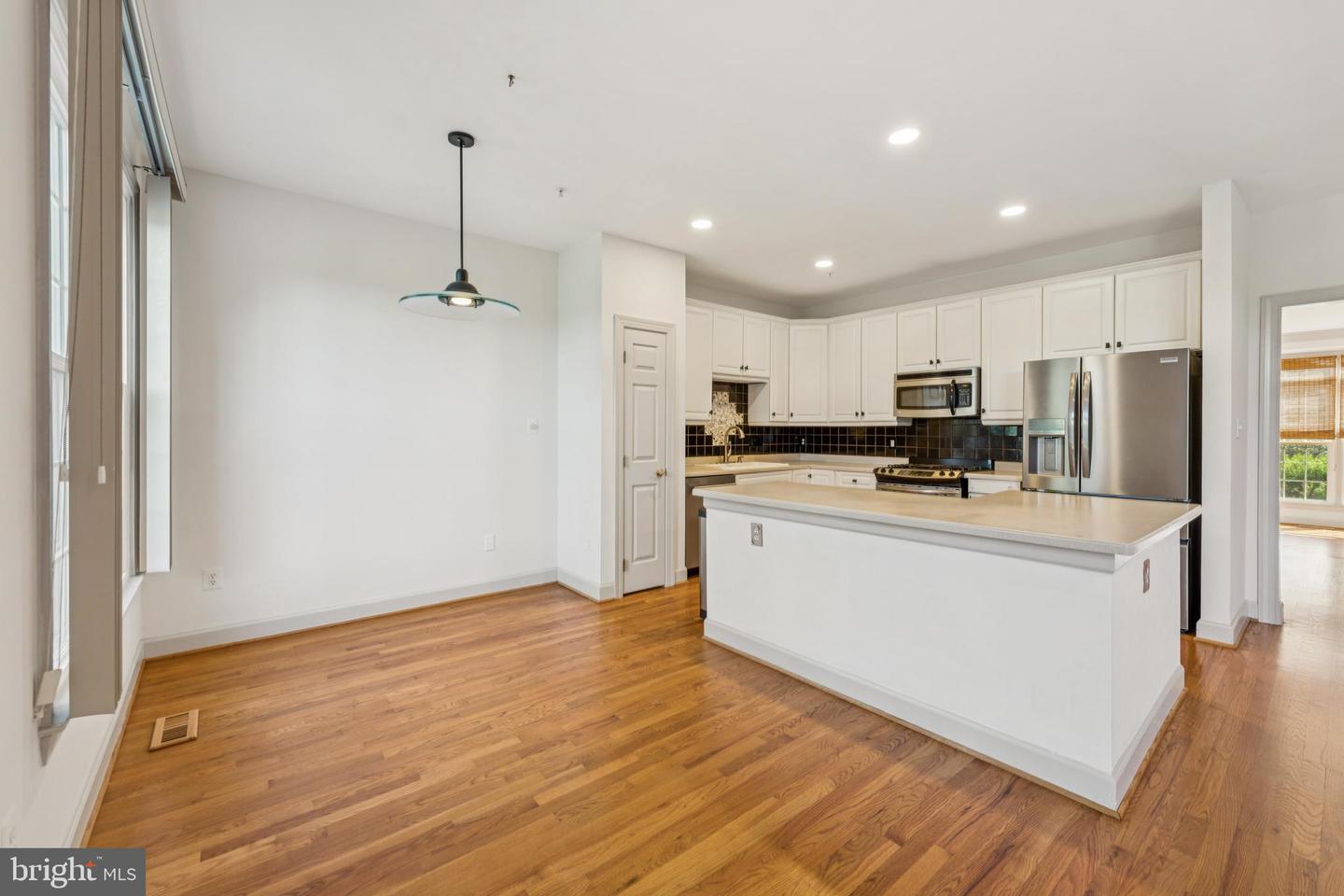 8536 BELLS RIDGE TER