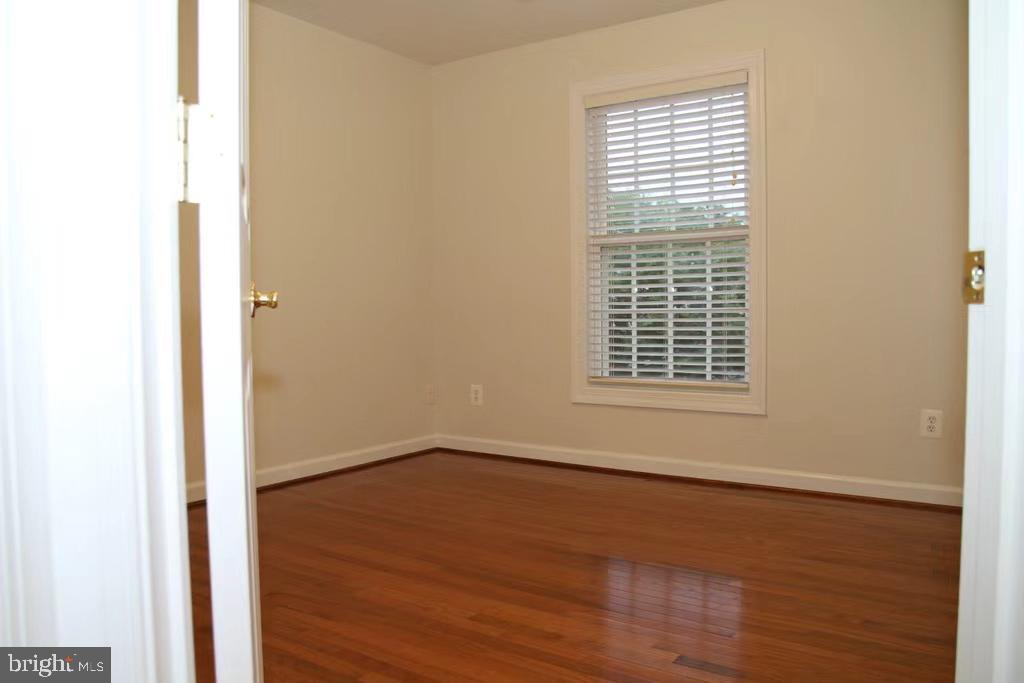 12423 FALCONBRIDGE