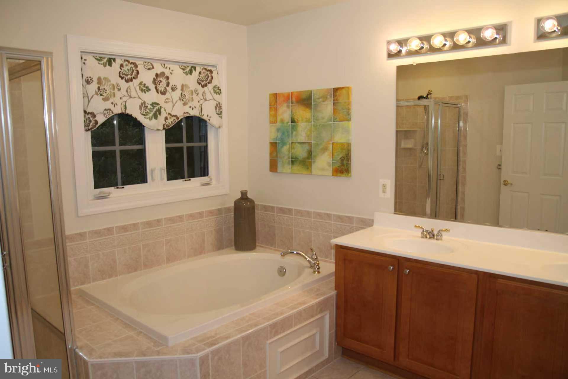 12423 FALCONBRIDGE