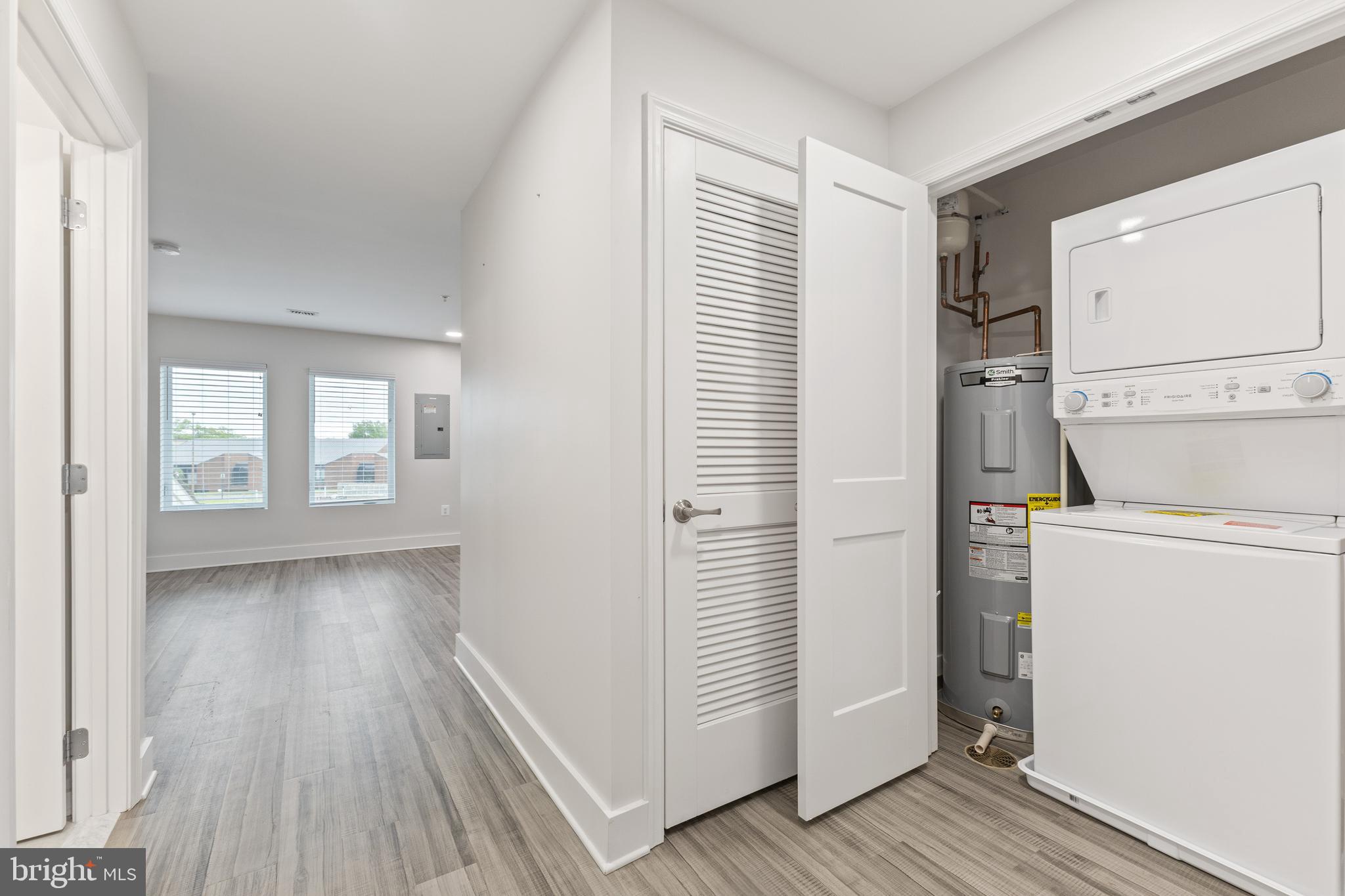 19520 VILLAGE WALK DRIVE 3-201