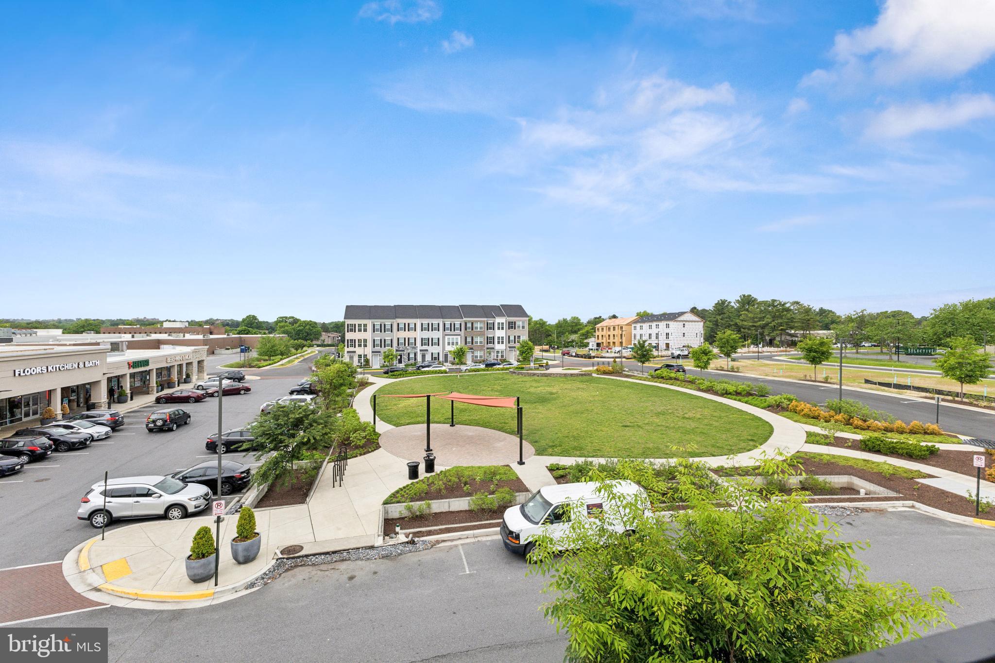 19520 VILLAGE WALK DRIVE 3-201