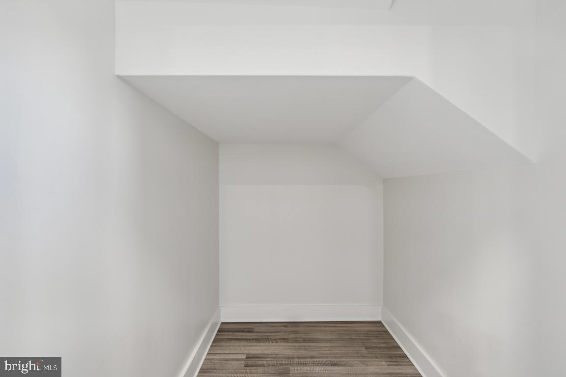 19520 VILLAGE WALK DR. 3-101