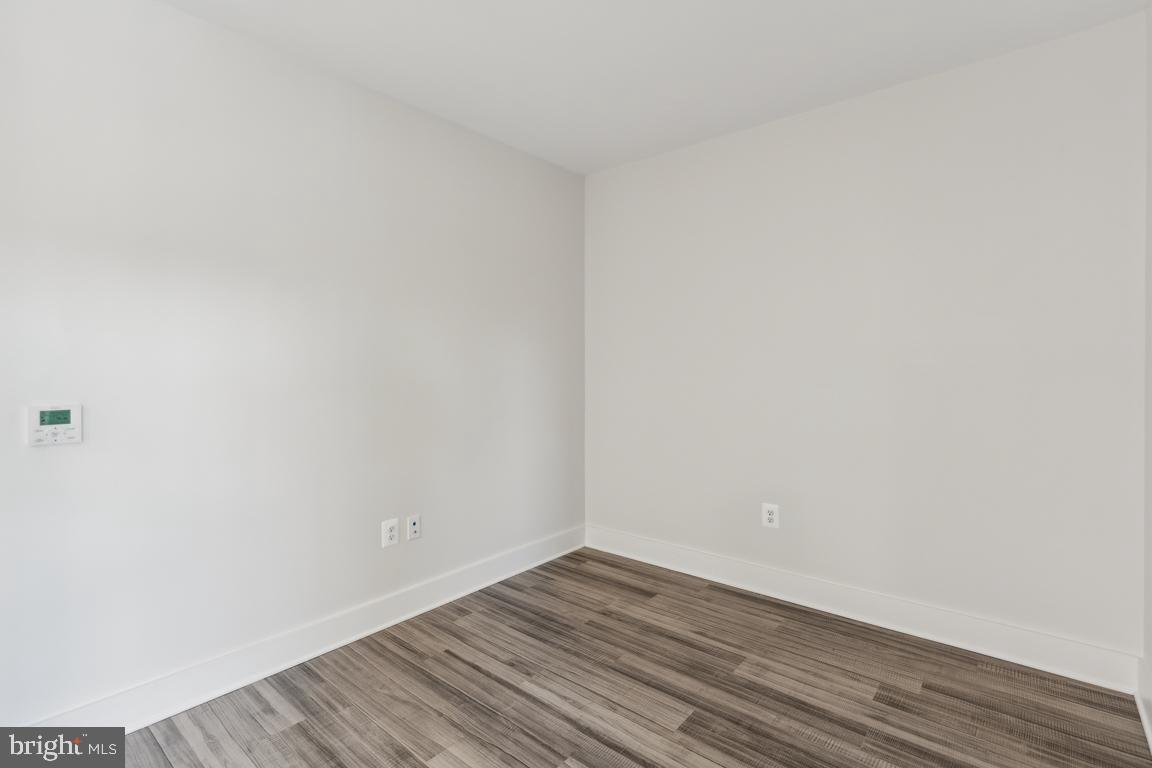 19520 VILLAGE WALK DR. 3-101