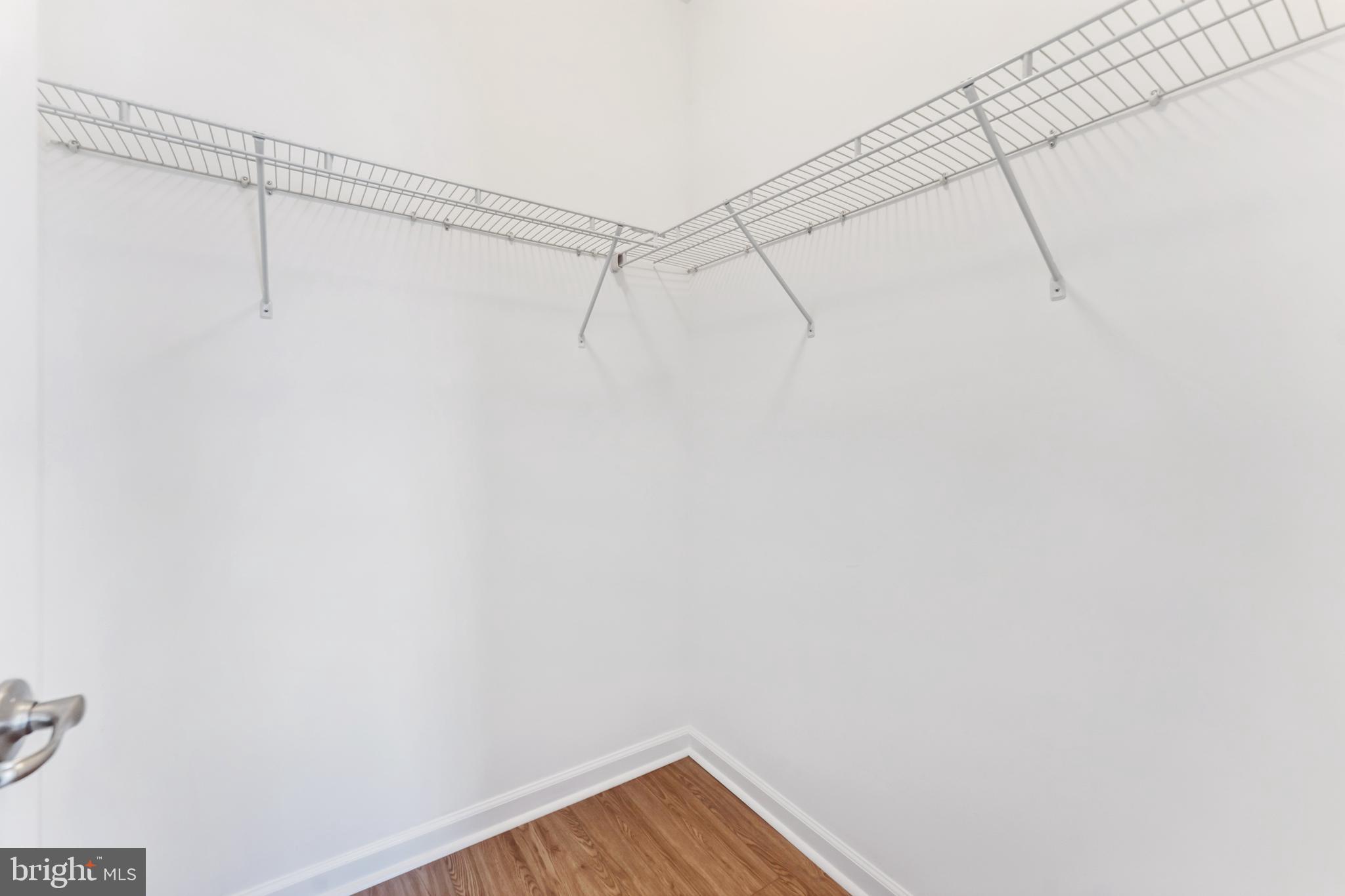 5474 Stream Bank Ln