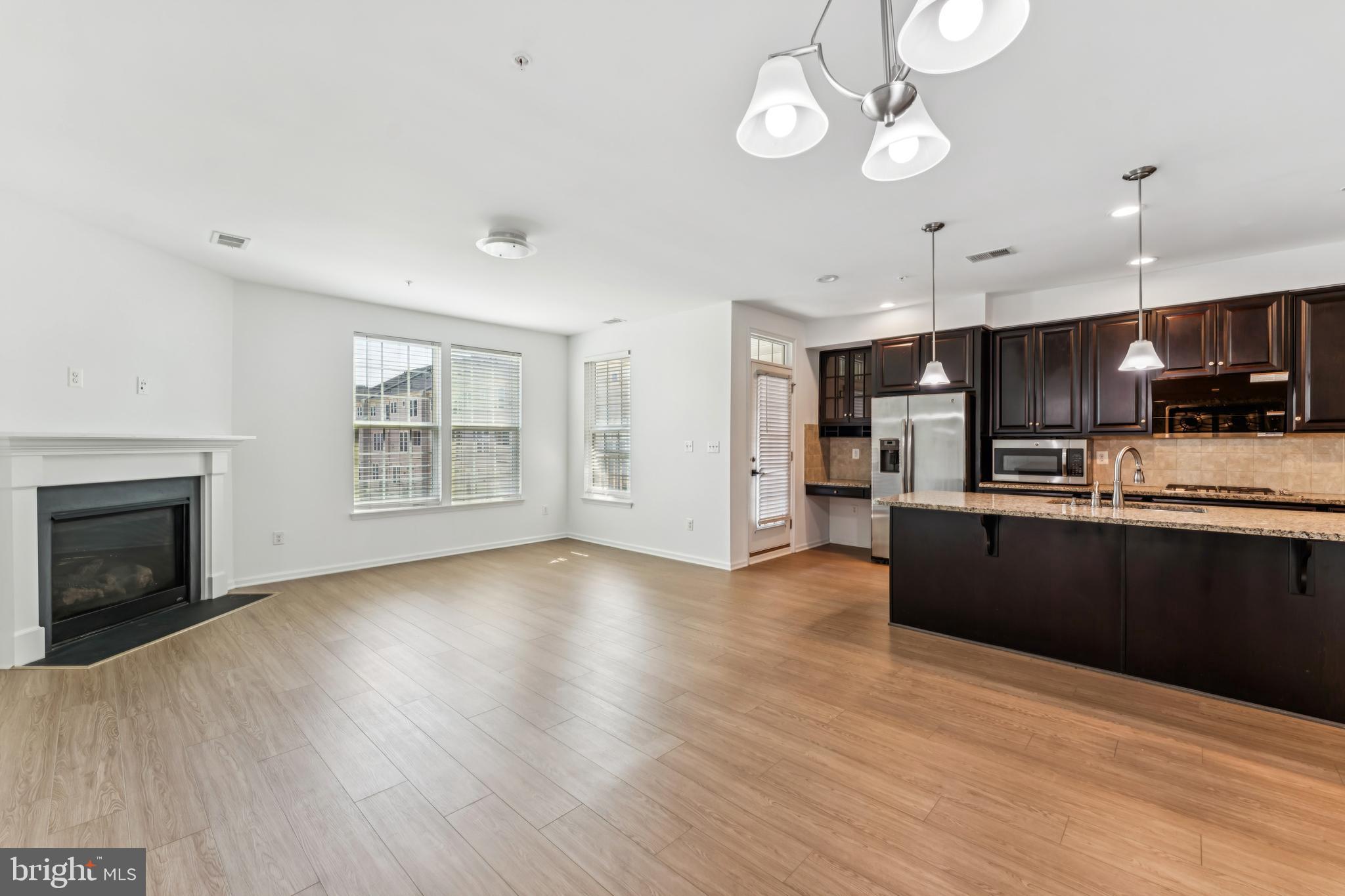 5474 Stream Bank Ln