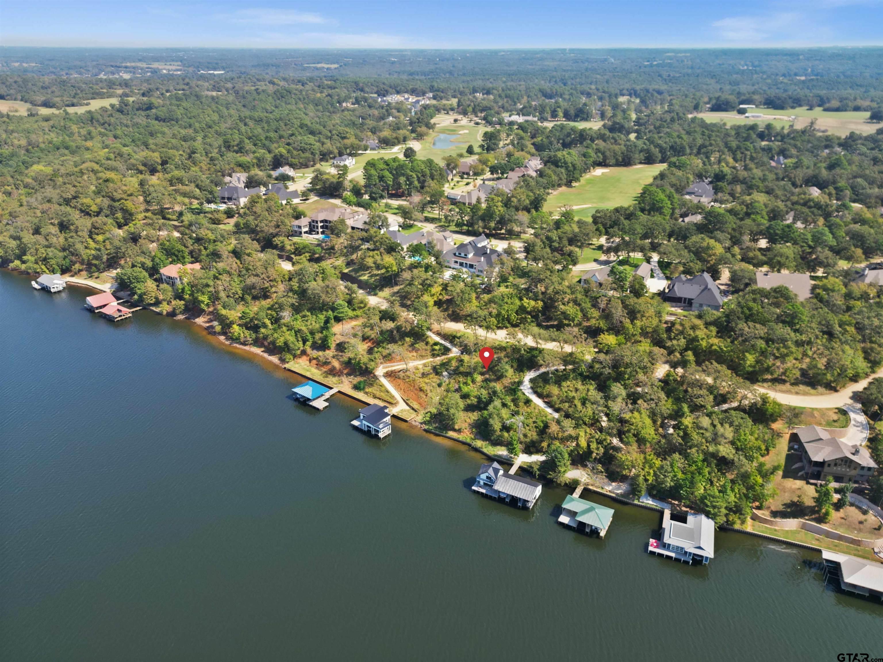 143 N Lake Bluff Dr