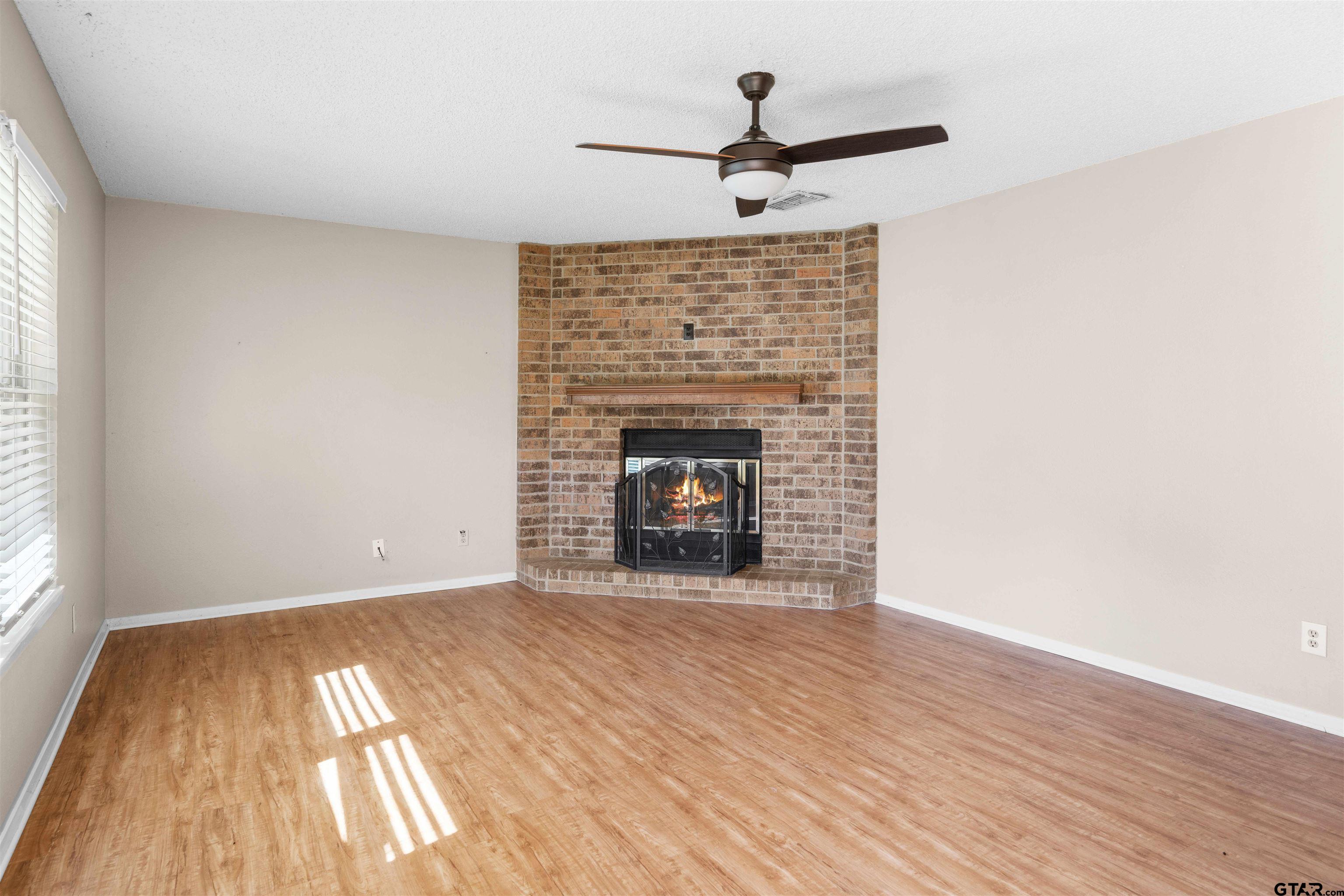 15412 Cedar Bay Dr