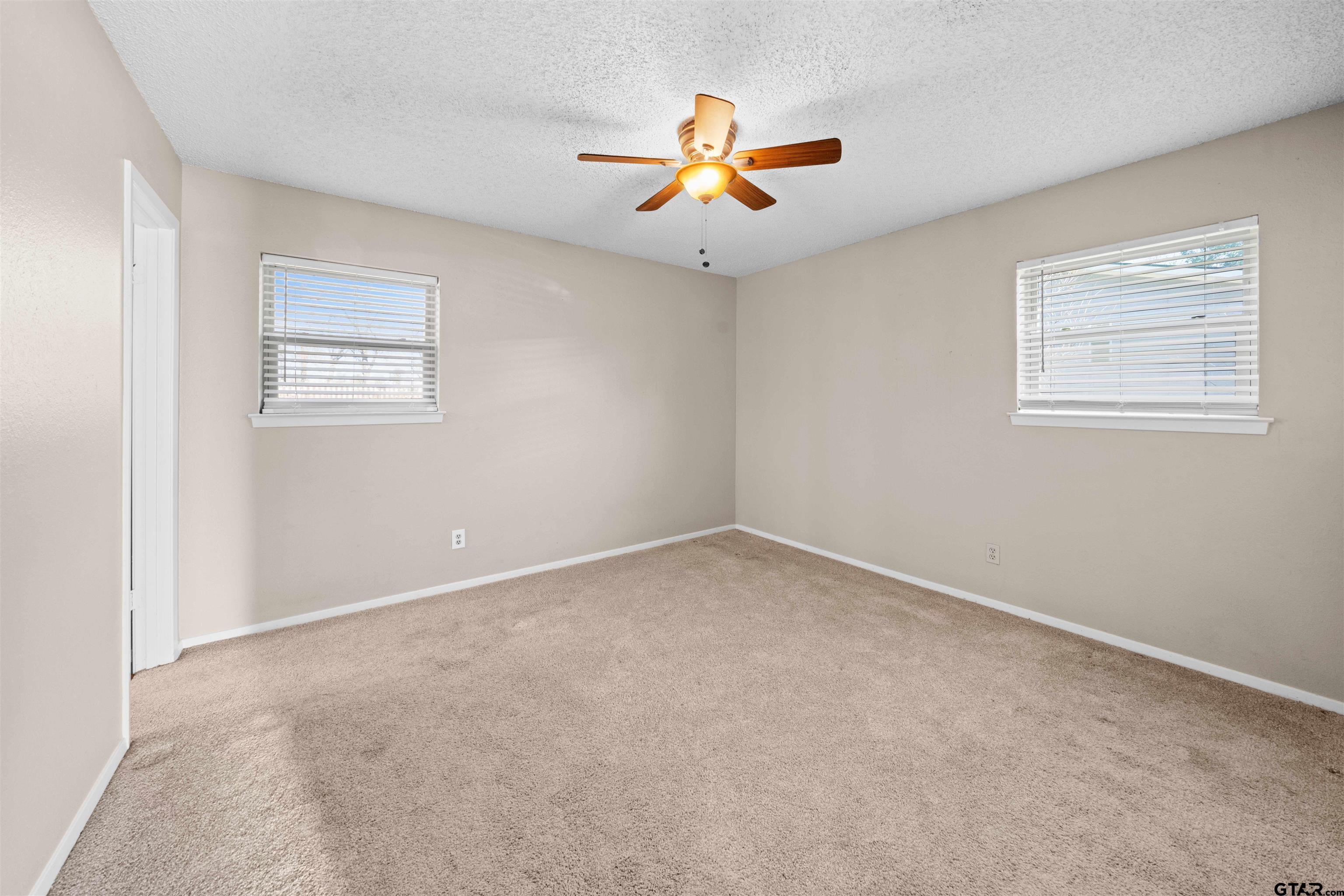 15412 Cedar Bay Dr
