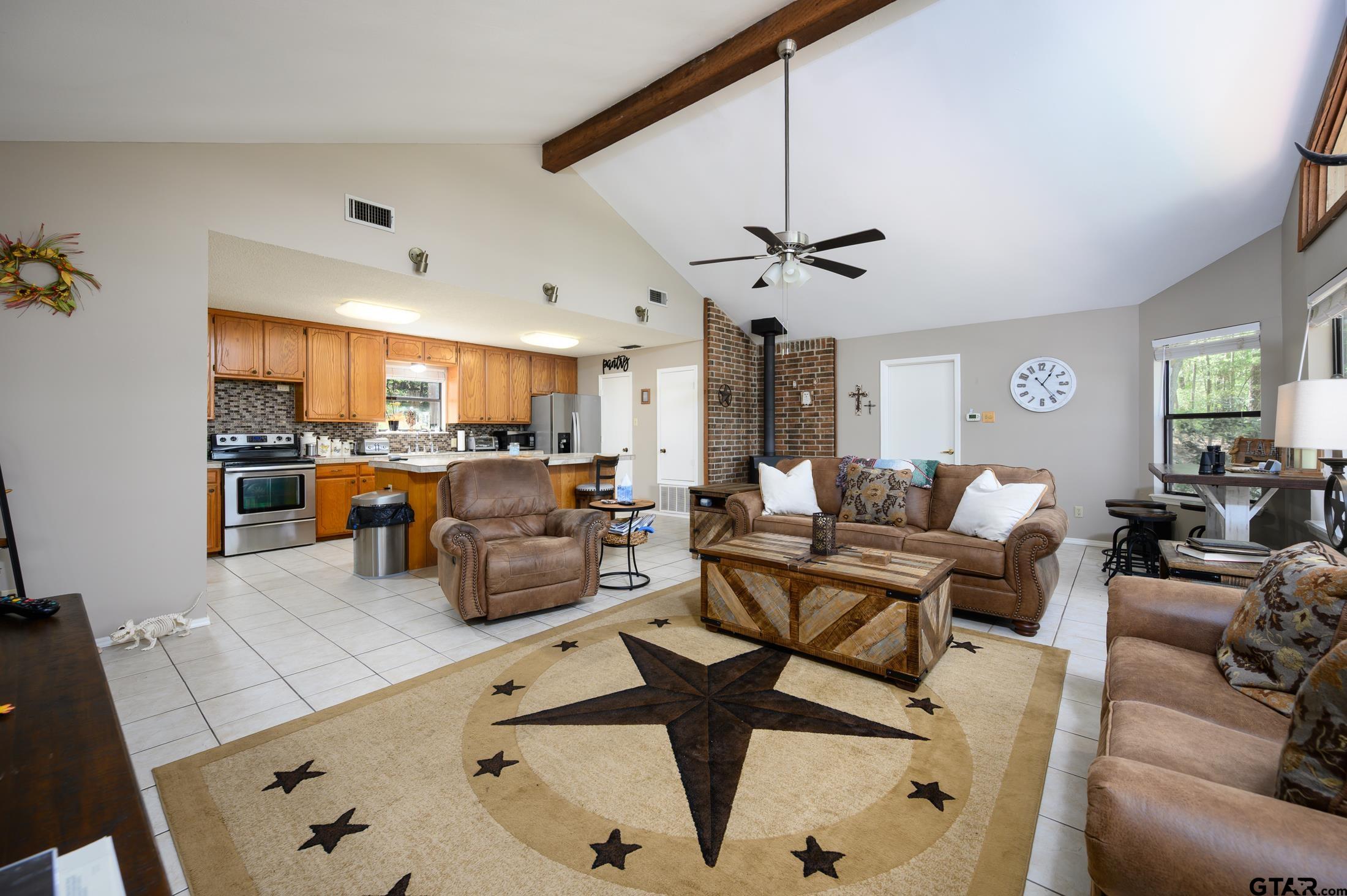 17745 Sunset Strip