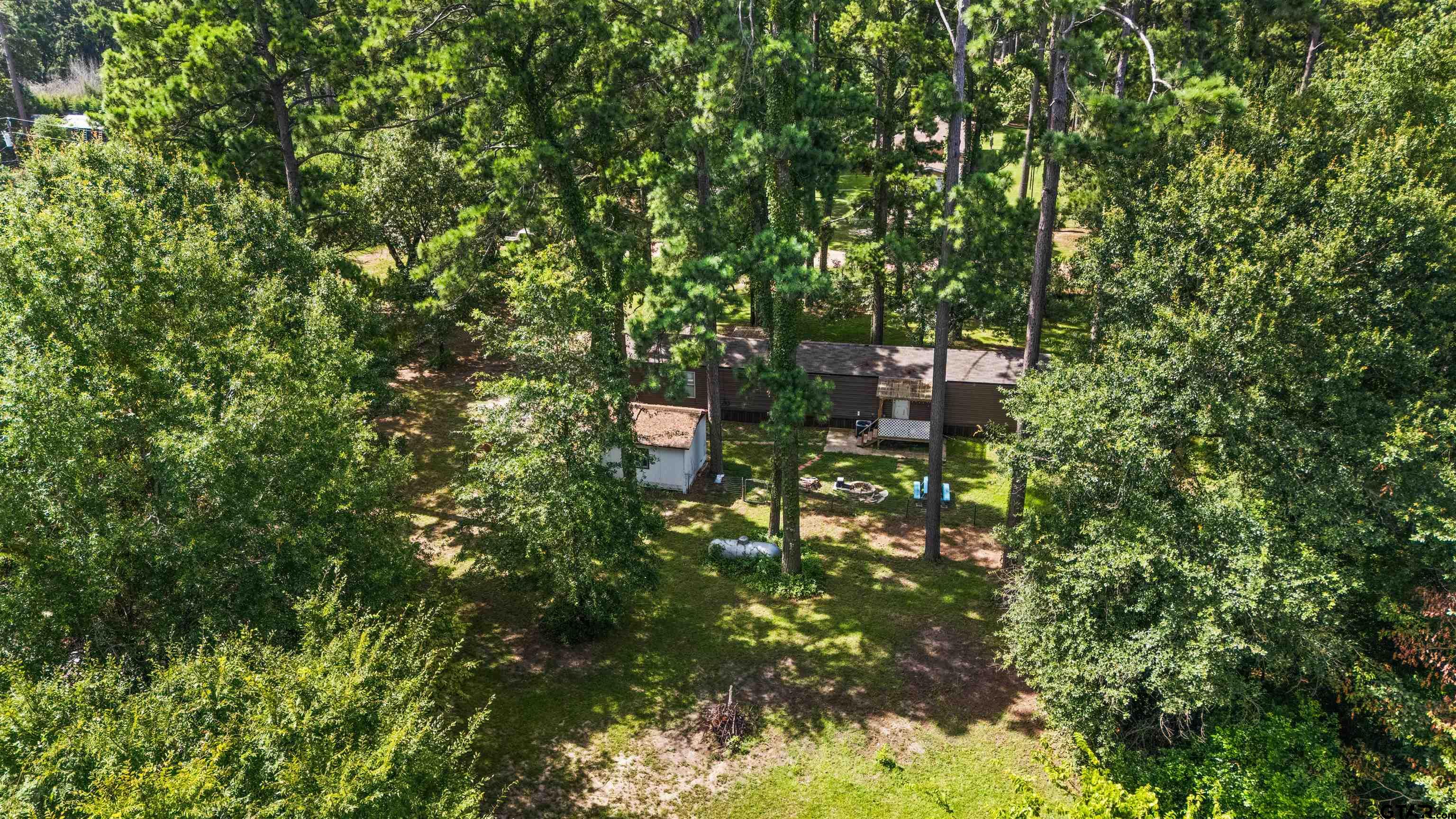21039 Woodland Lane