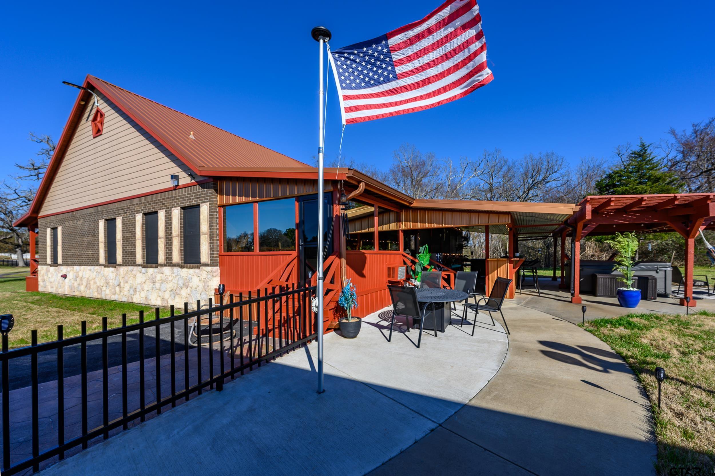 1460 N US HWY 287