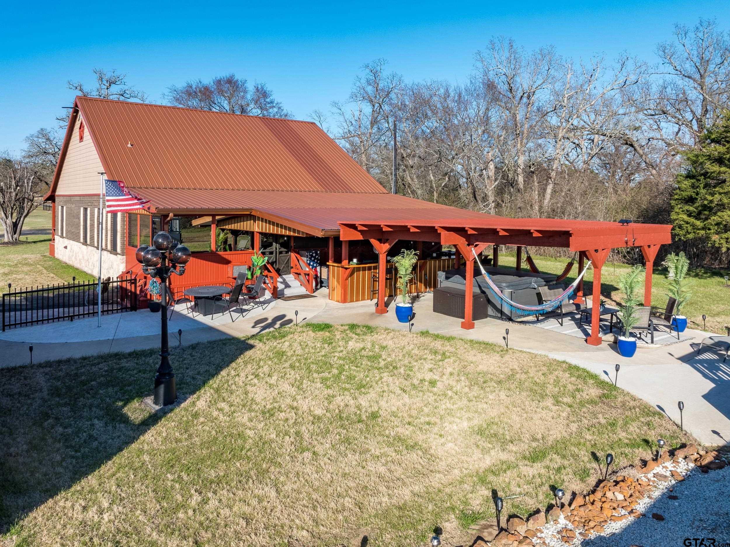 1460 N US HWY 287