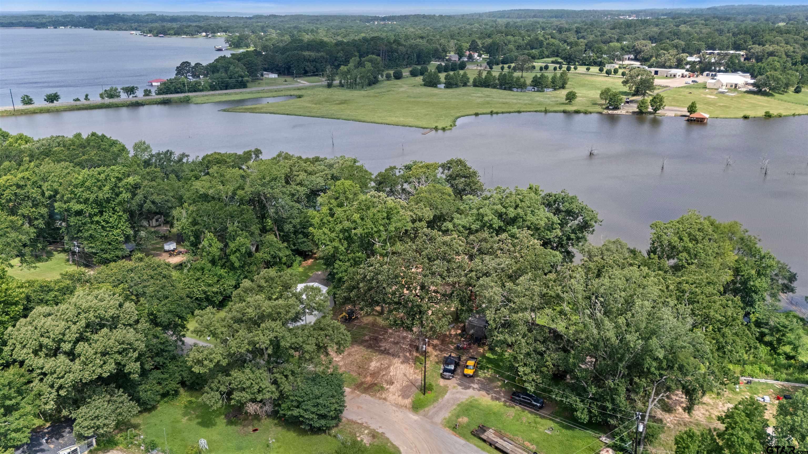 15012 Saline Dr