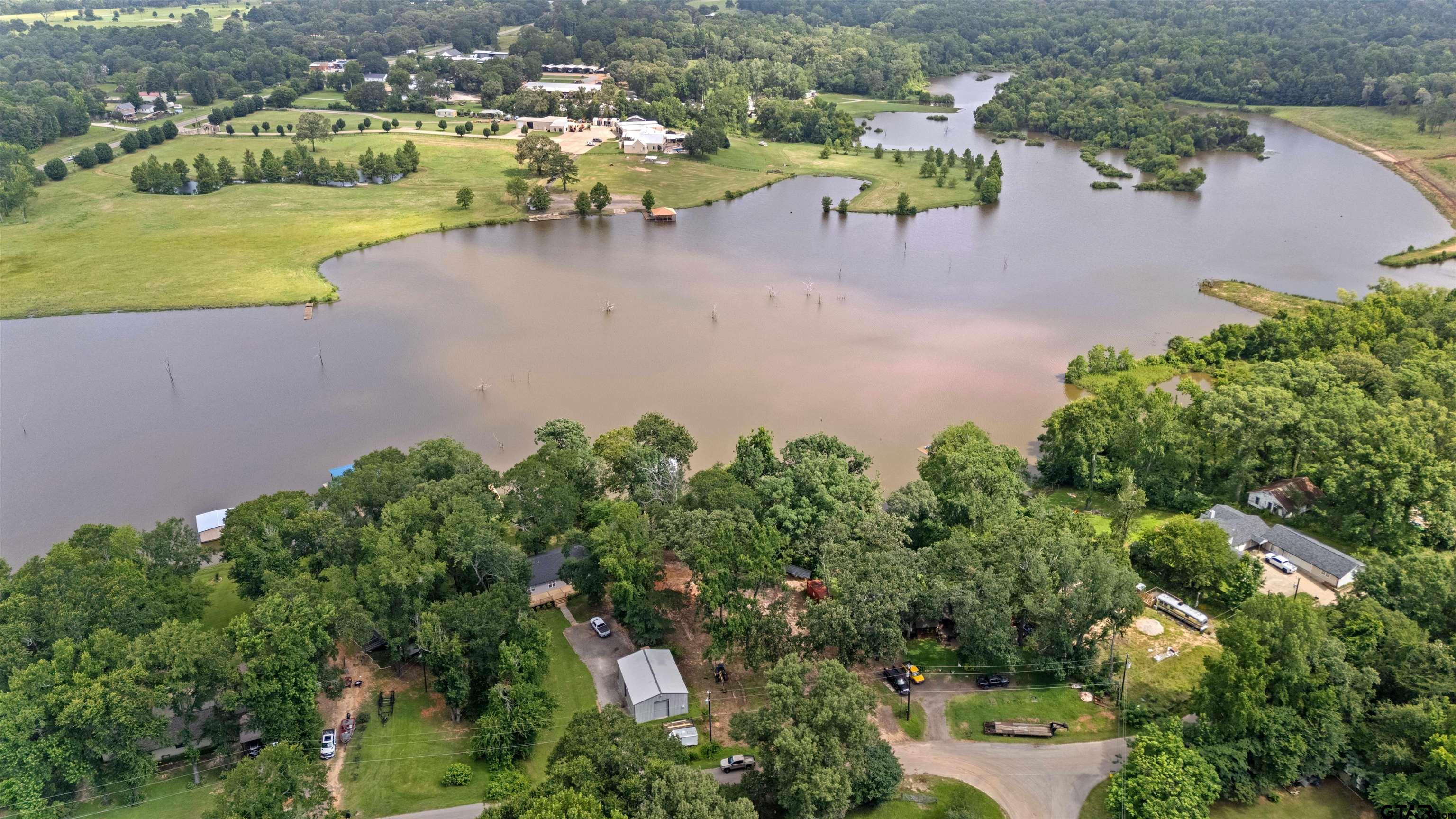 15012 Saline Dr