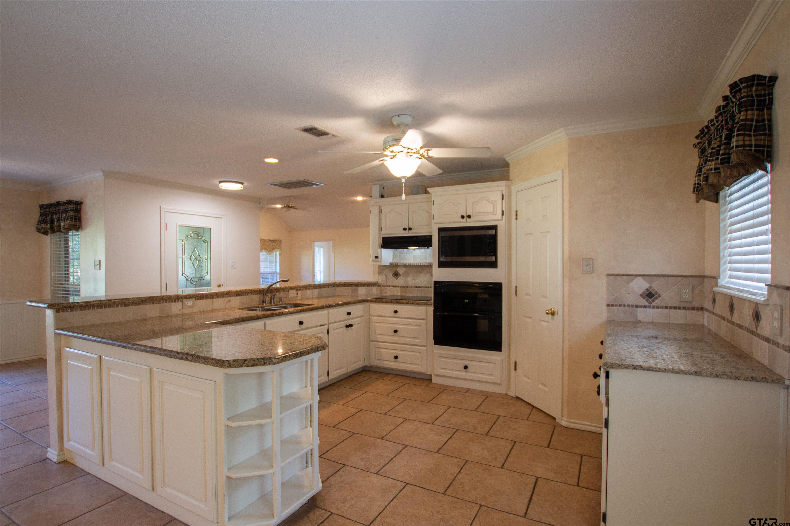 16325 Treasure Cove