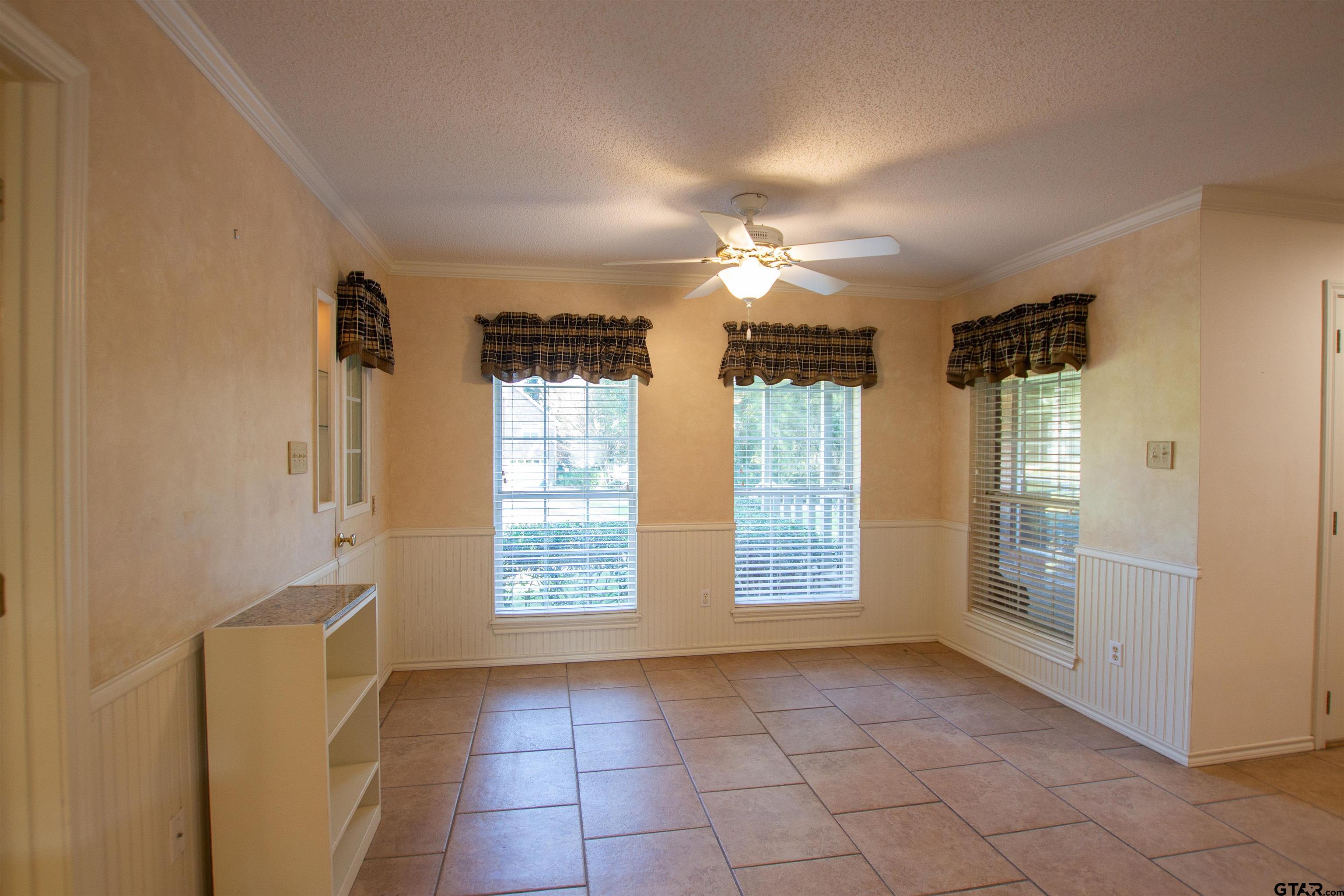 16325 Treasure Cove