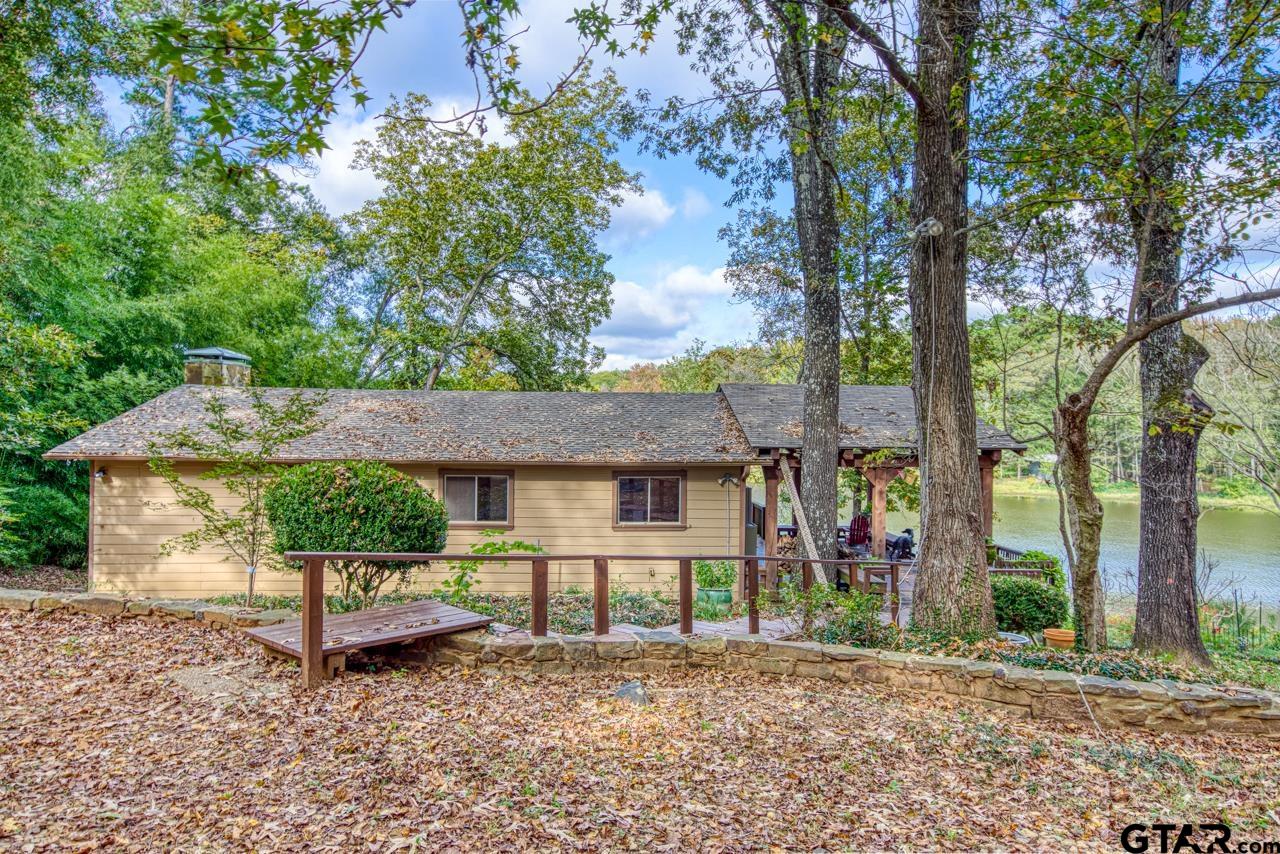 14525 Lake Rd West