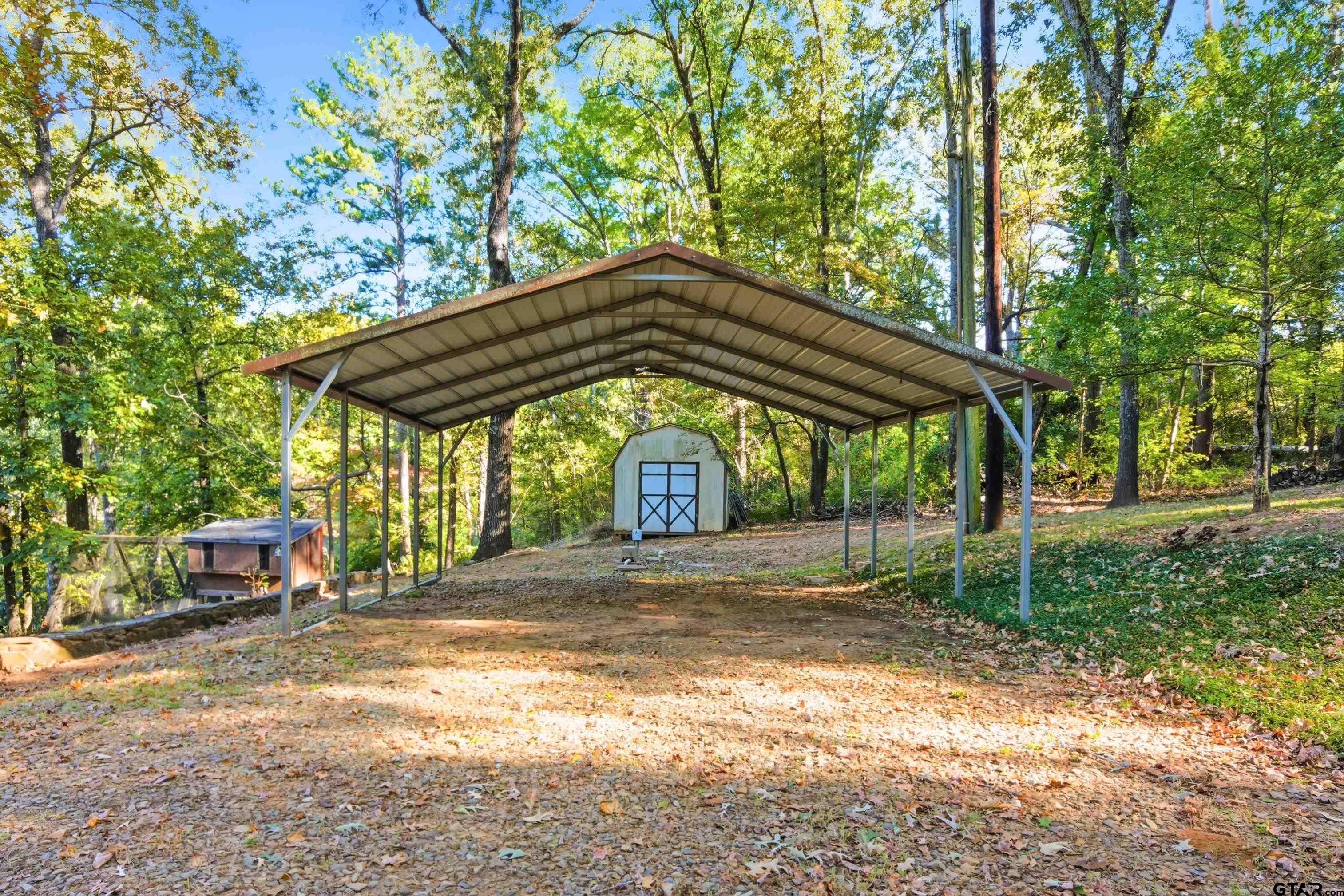 14525 Lake Rd West