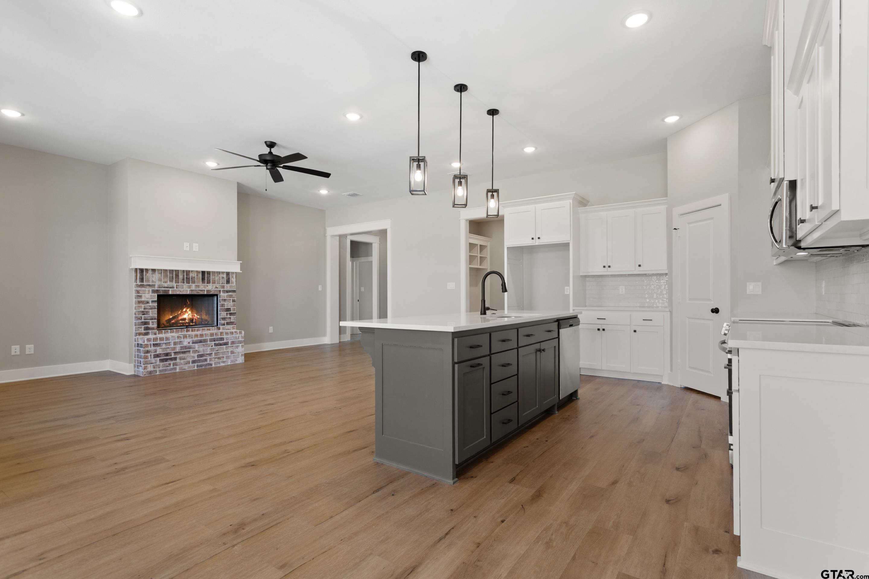 158 Kaul Ln