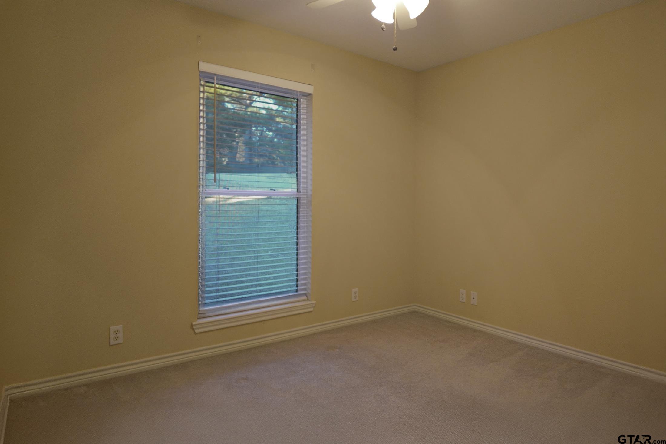 15815 Cedar Bay Dr