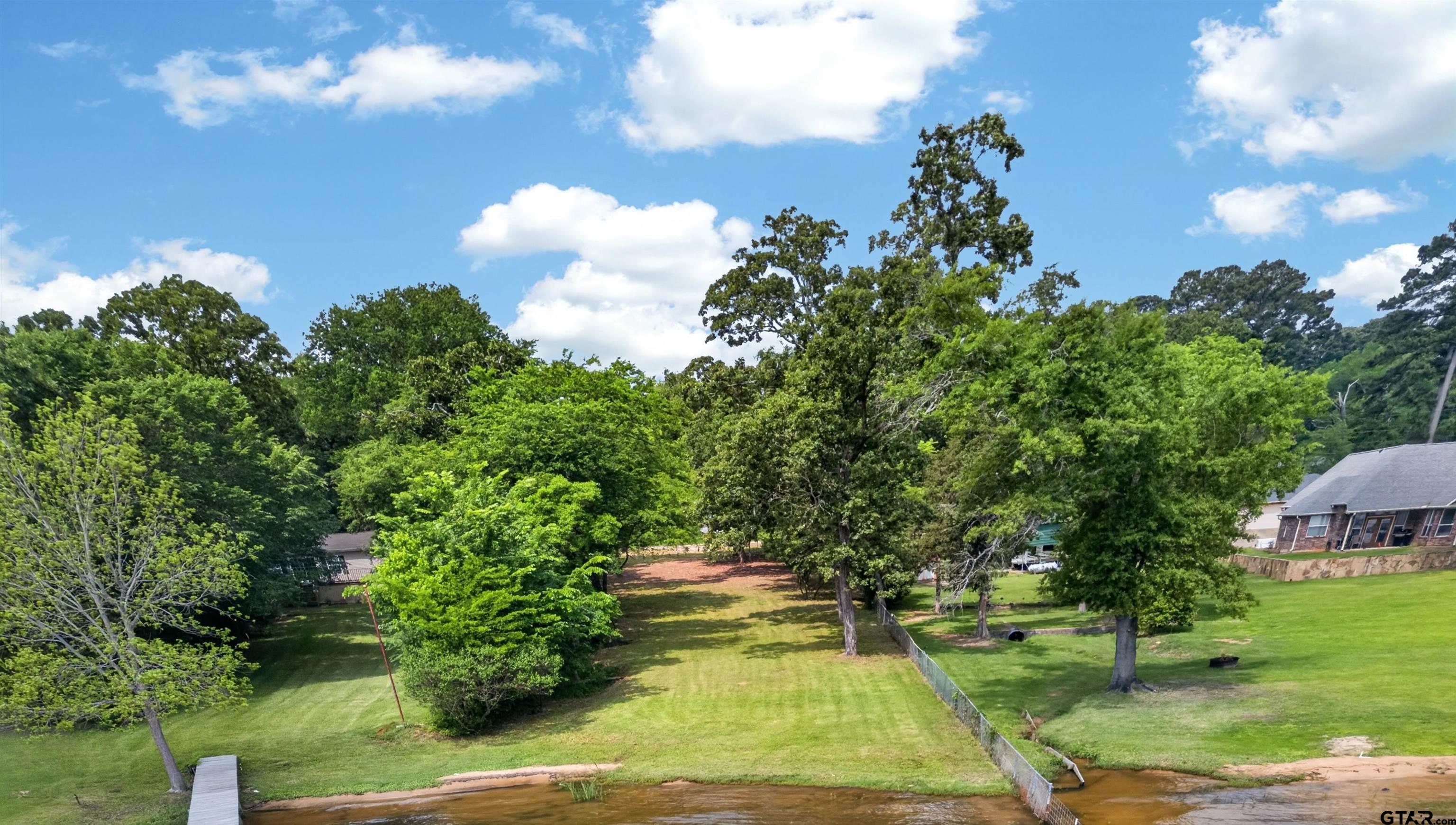 22693 Creekwood Dr