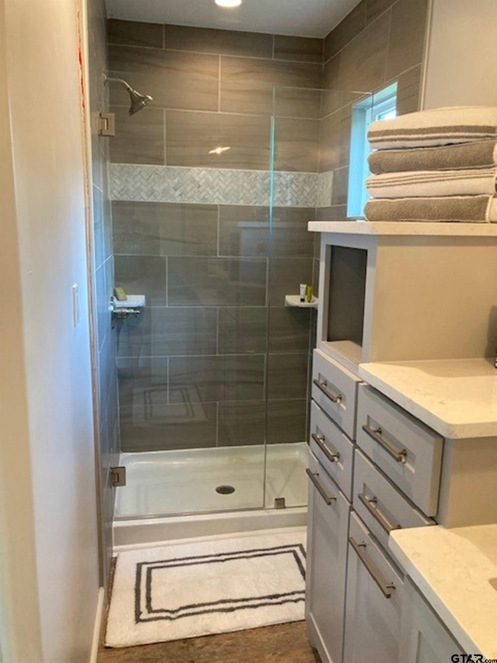 15922 Cedar Bay Dr