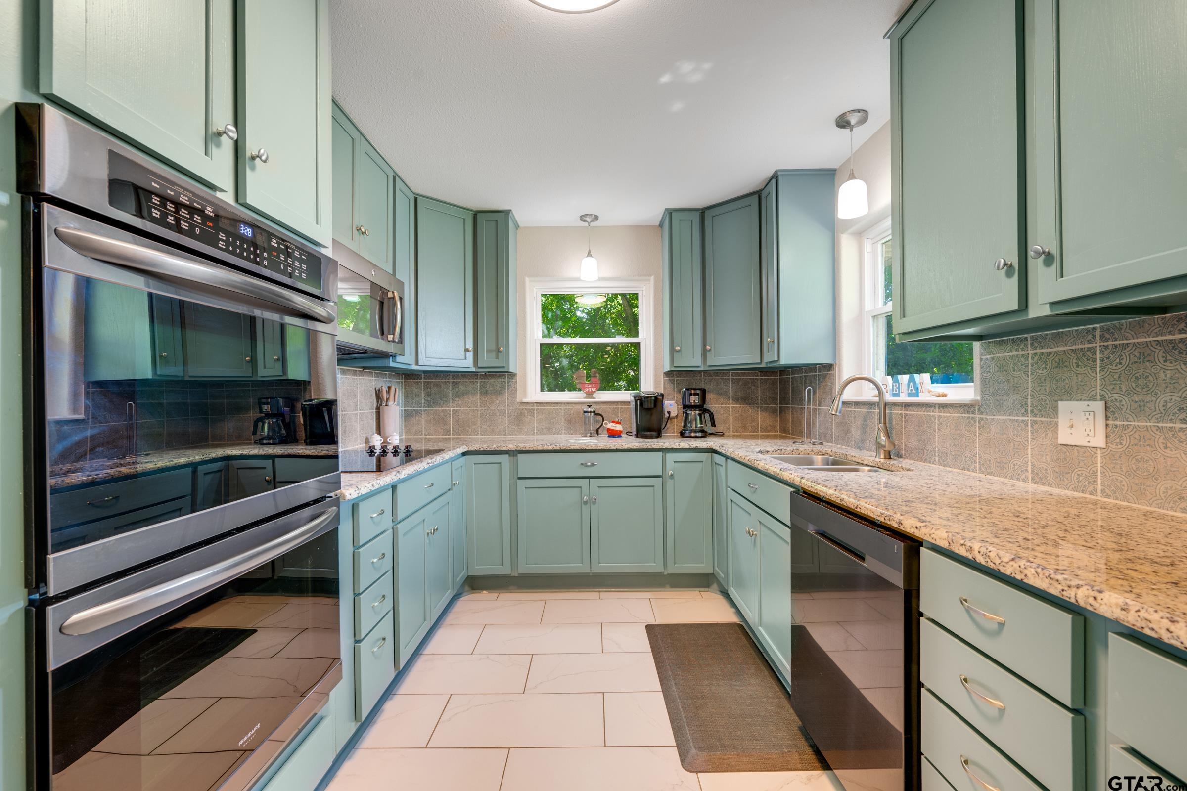 23340 Three Points Dr