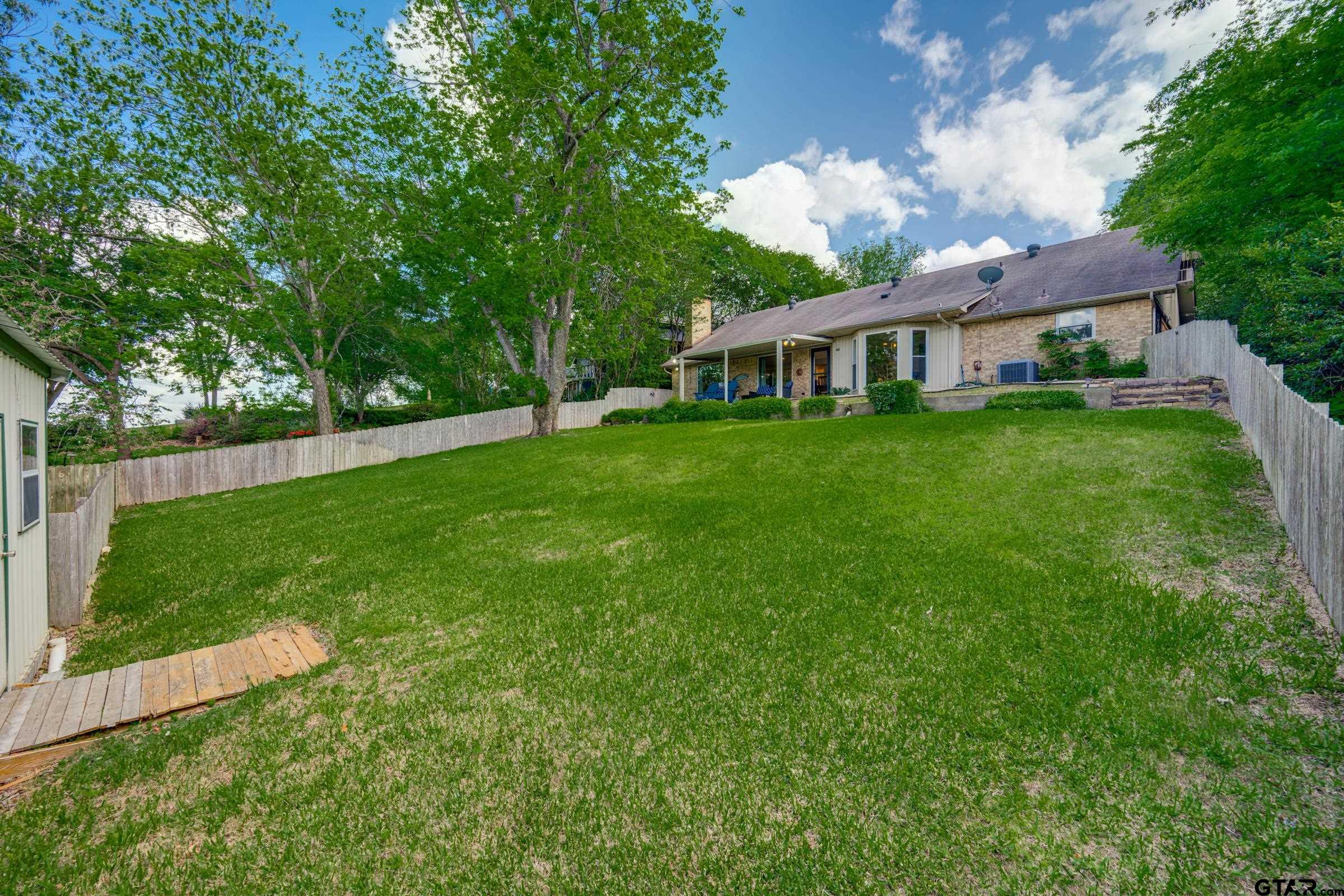 23340 Three Points Dr