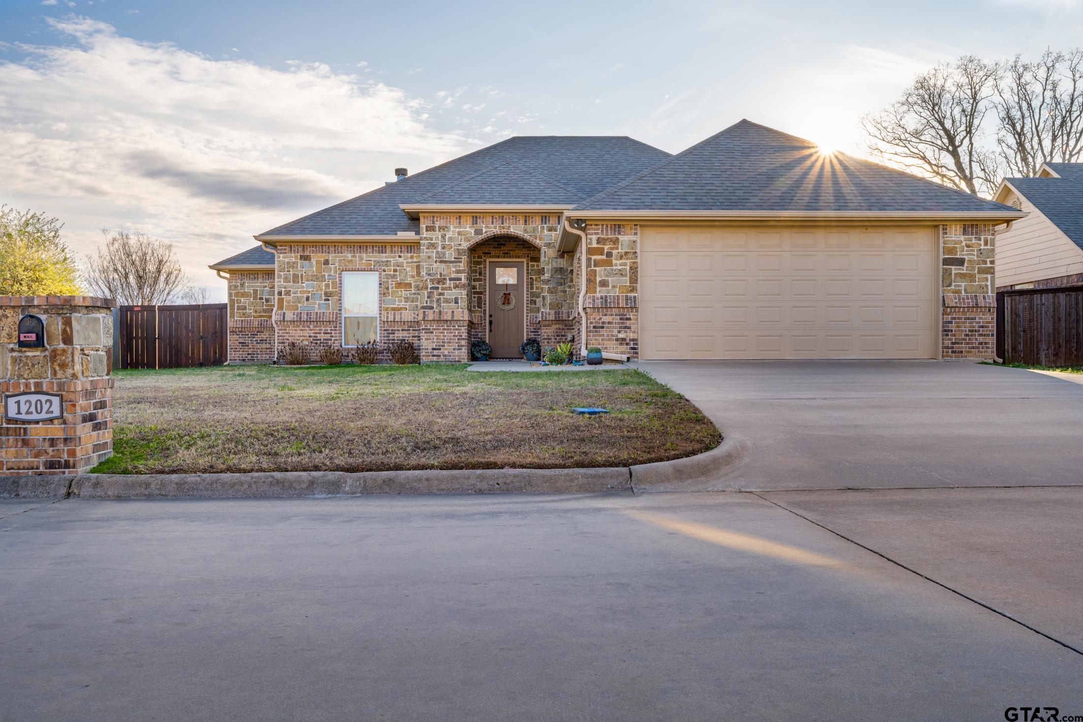 1202 Rock Creek Dr