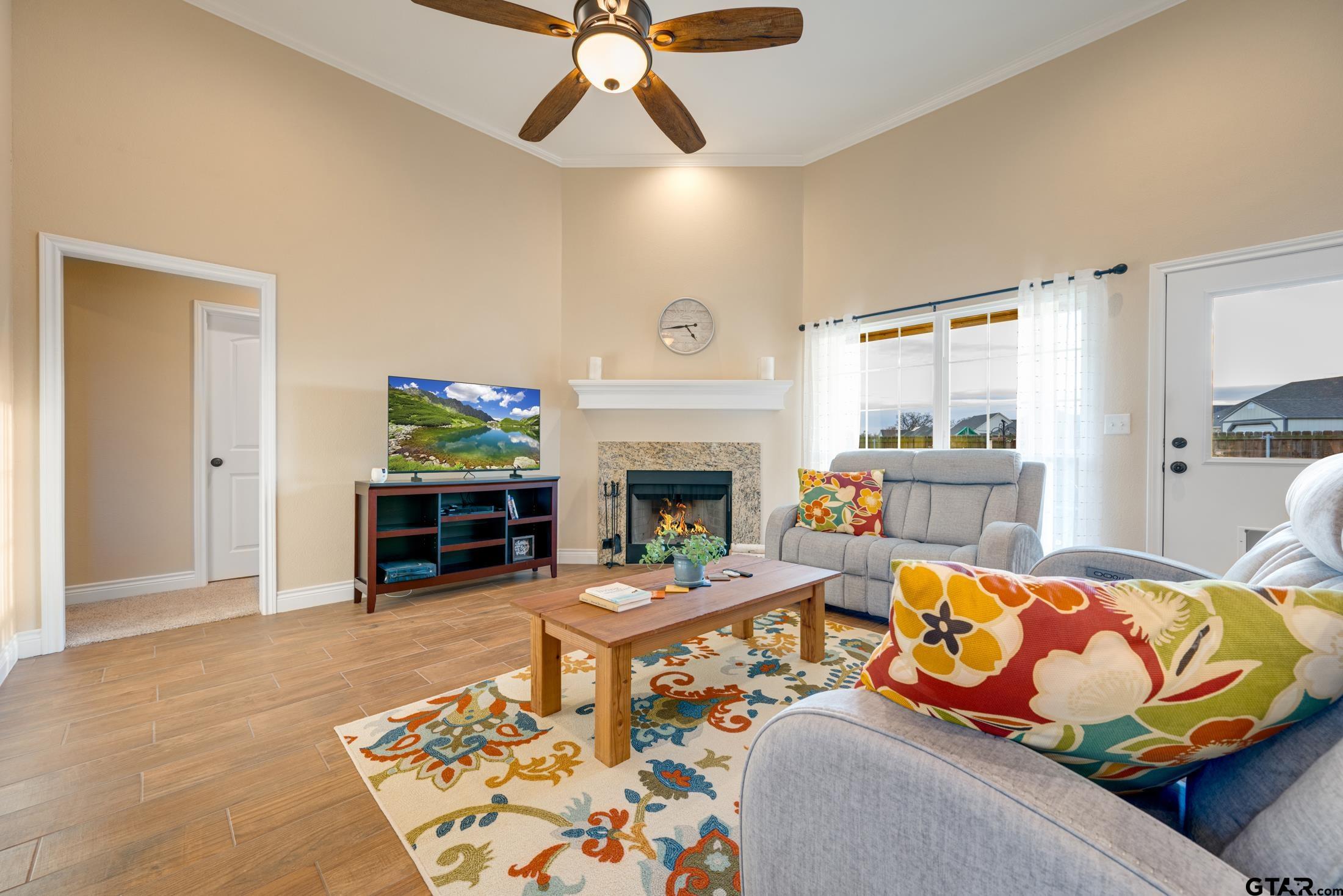 1202 Rock Creek Dr