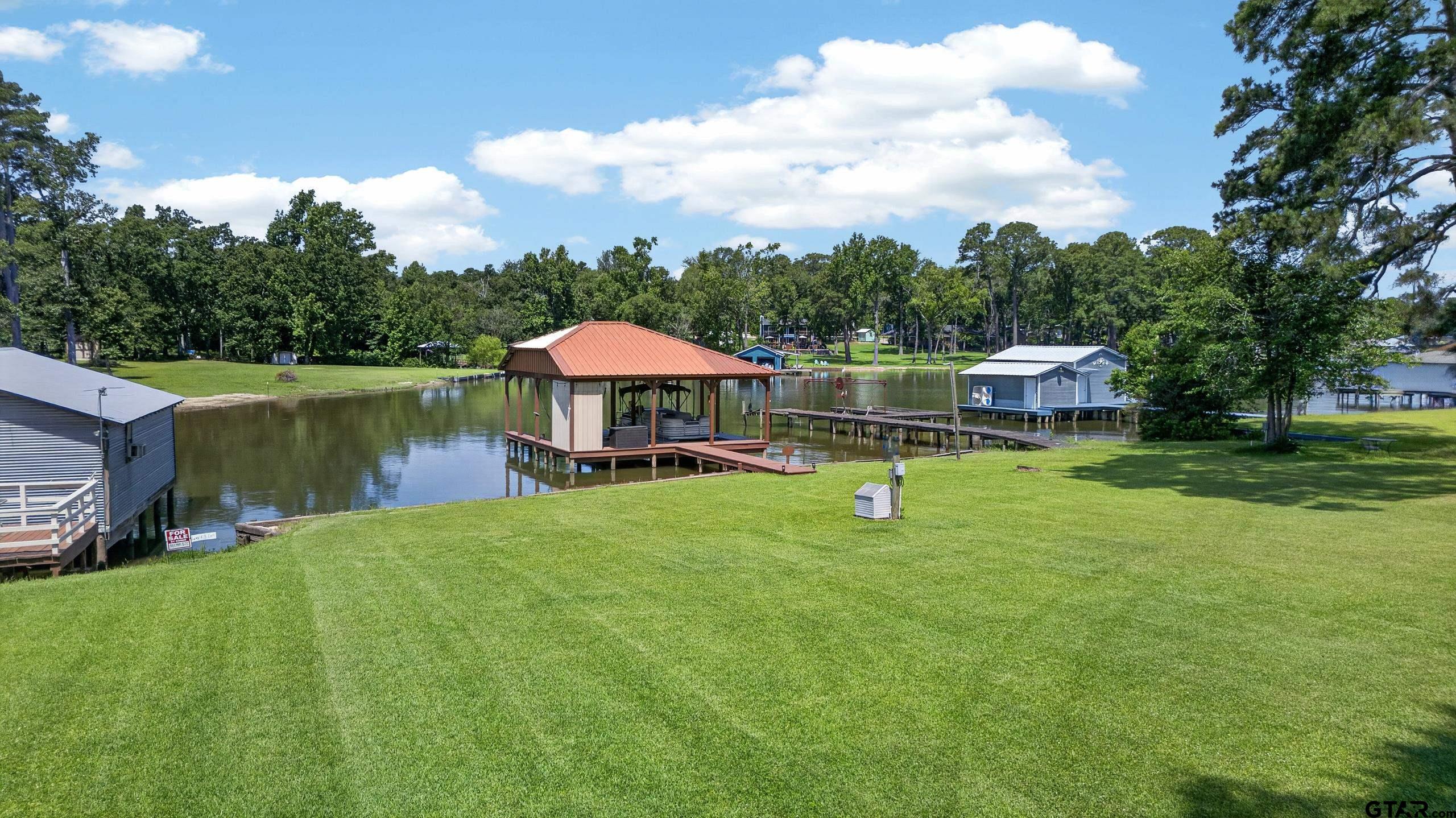 7320 Panorama Dr