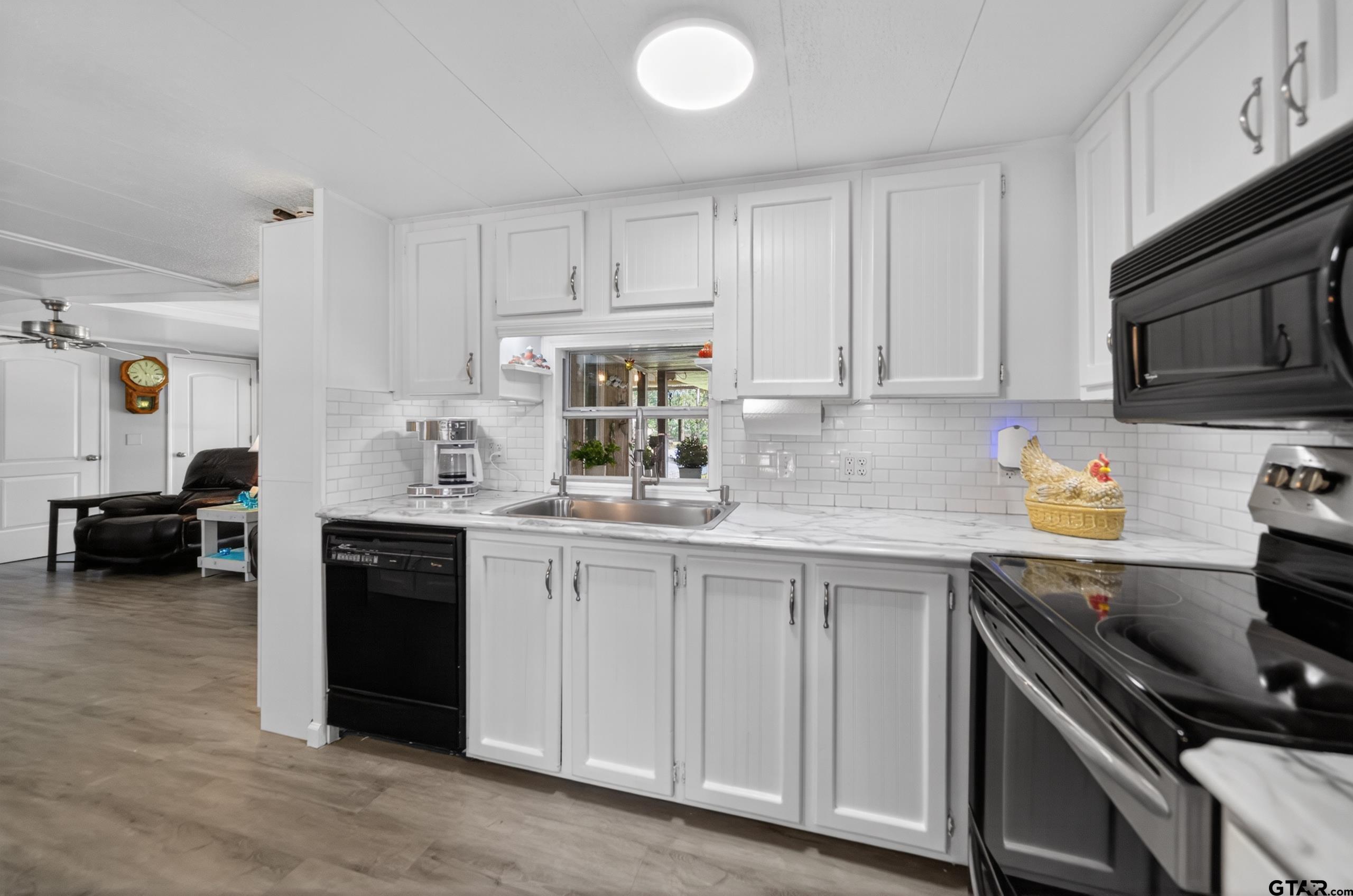 7320 Panorama Dr