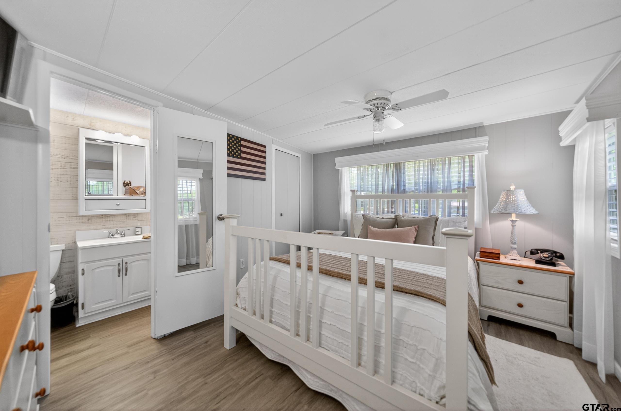 7320 Panorama Dr