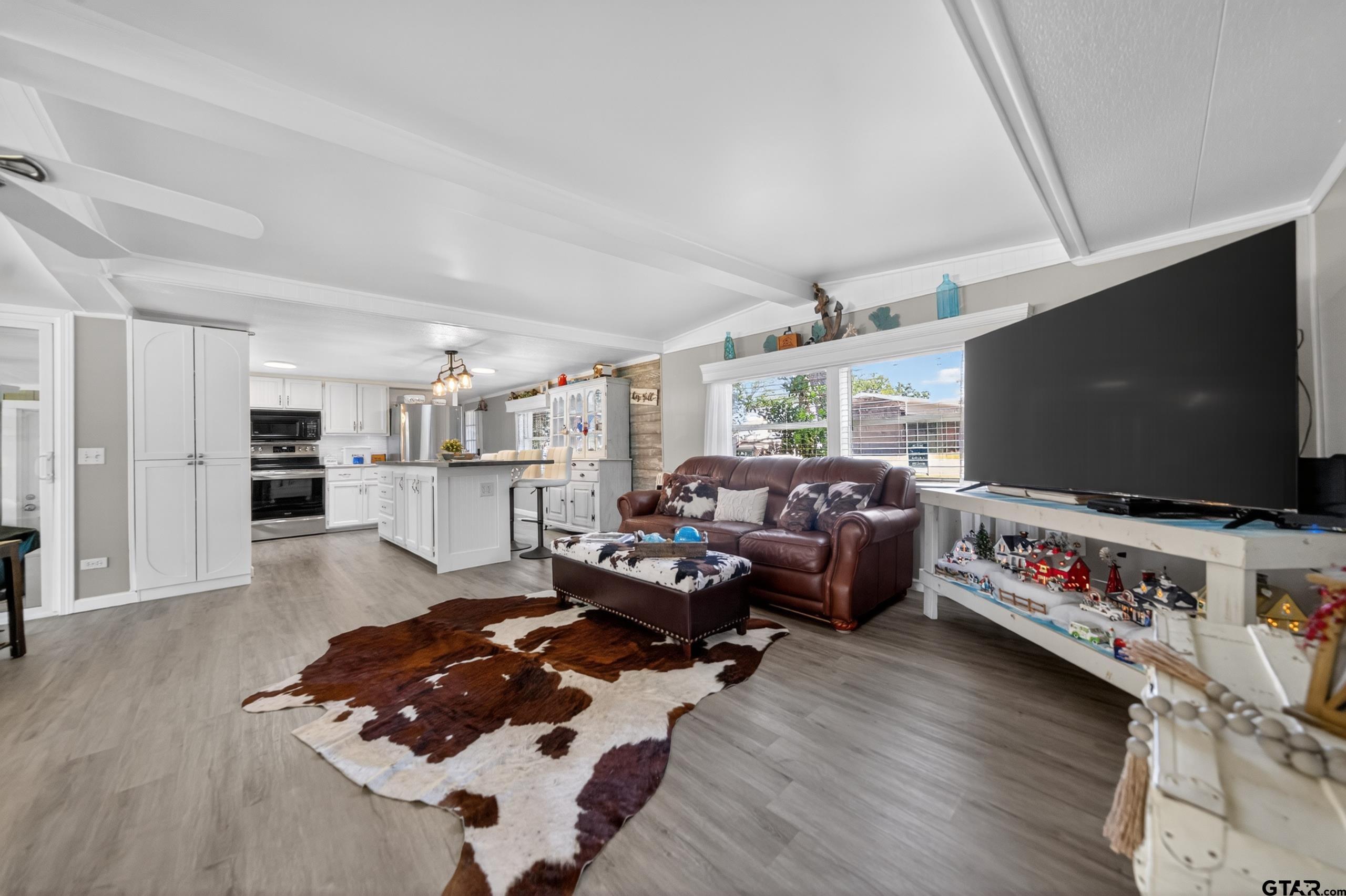 7320 Panorama Dr