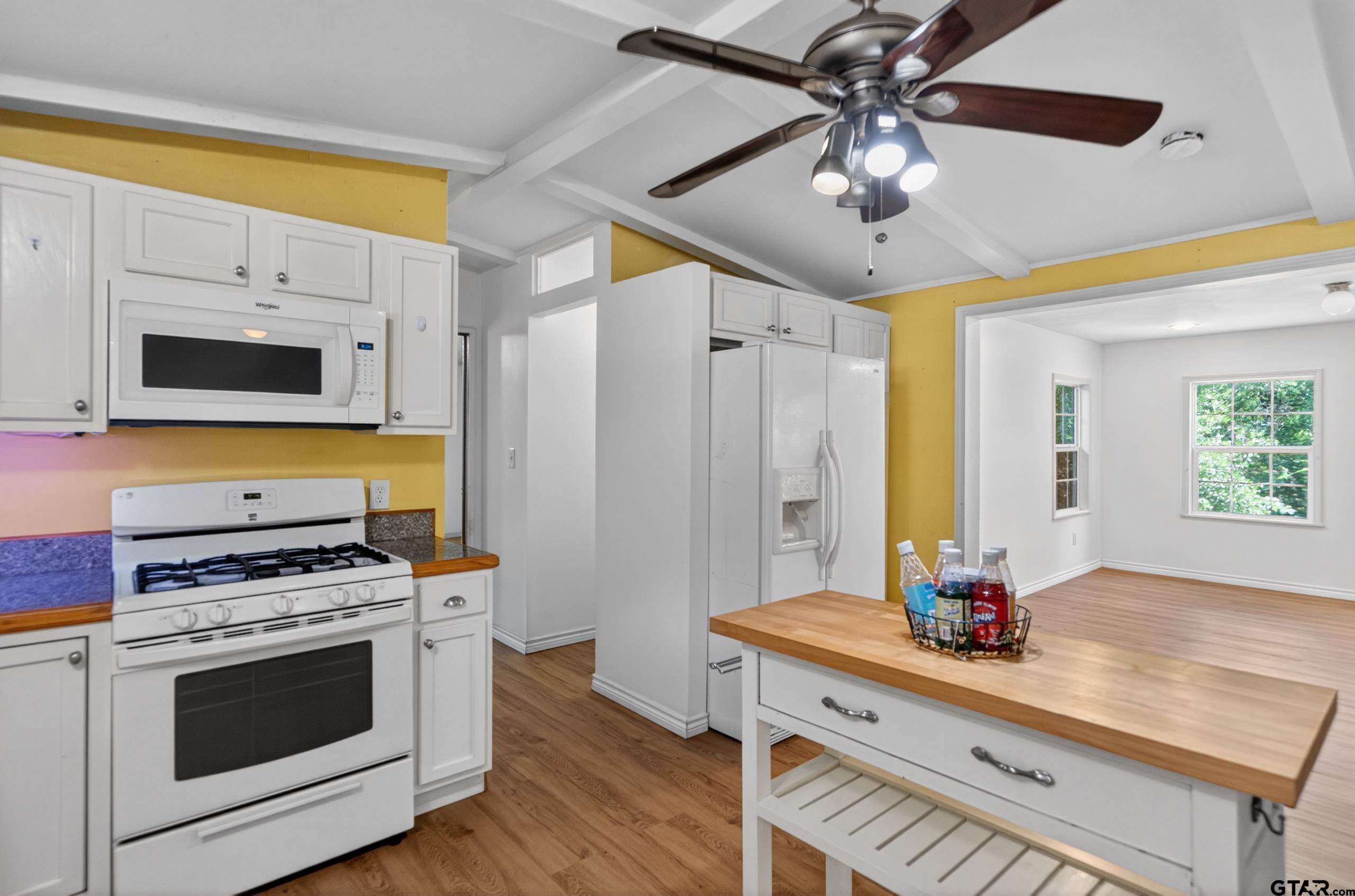 16091 Cedar Bay Dr